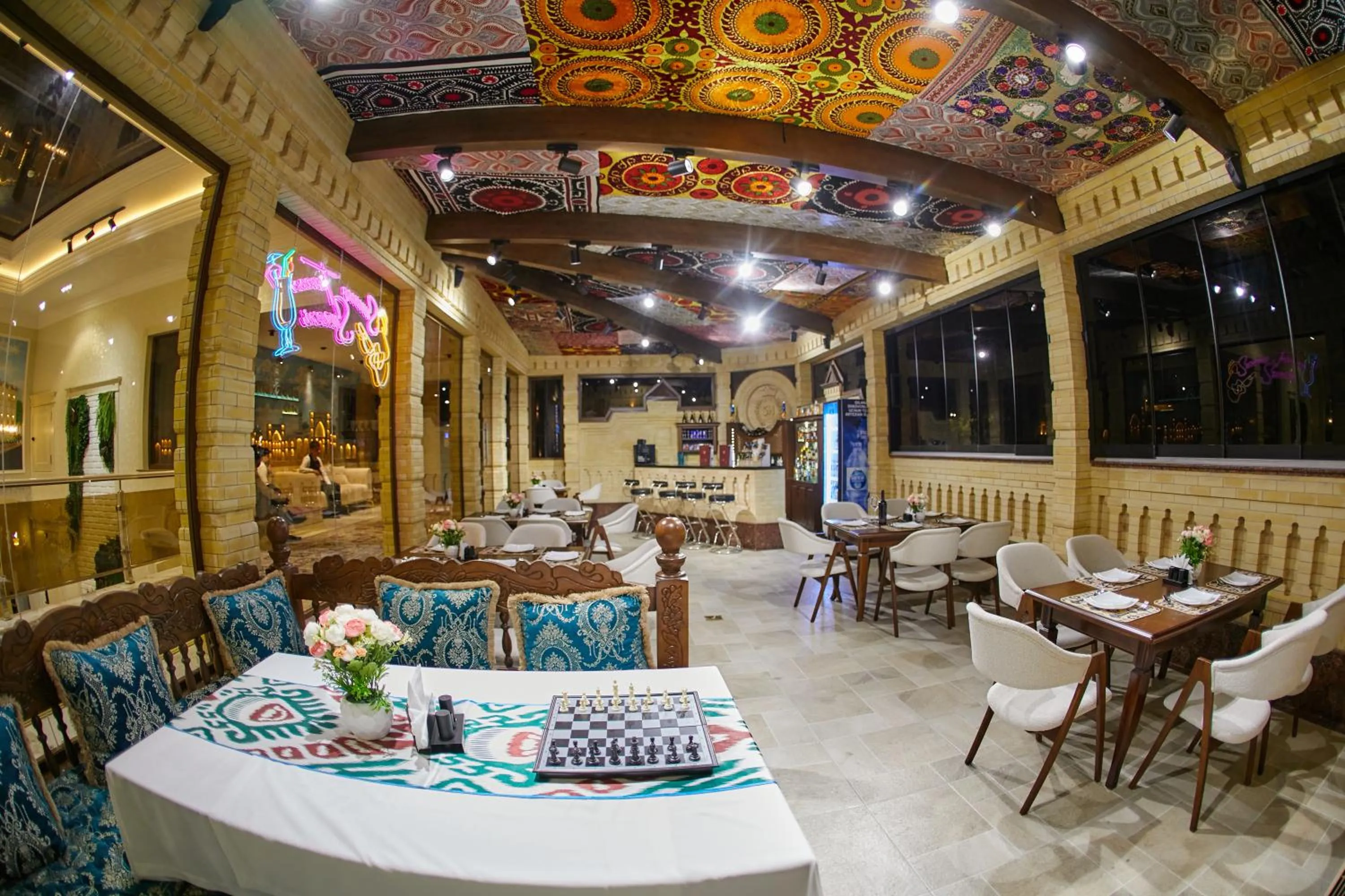 Restaurant/places to eat in Shaxzoda Elite Hotel