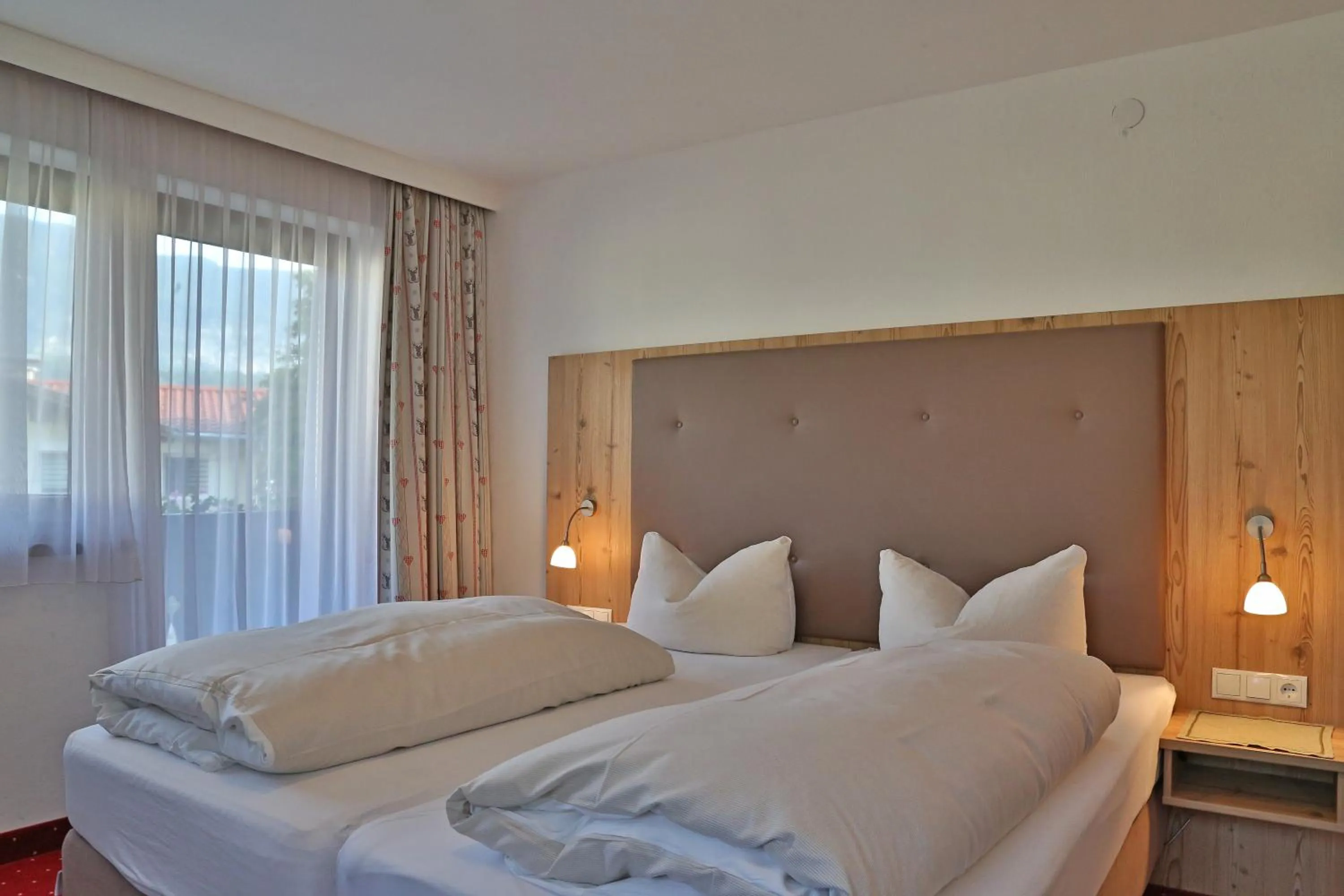 Property building, Bed in Gasthof Pension Alpenblick