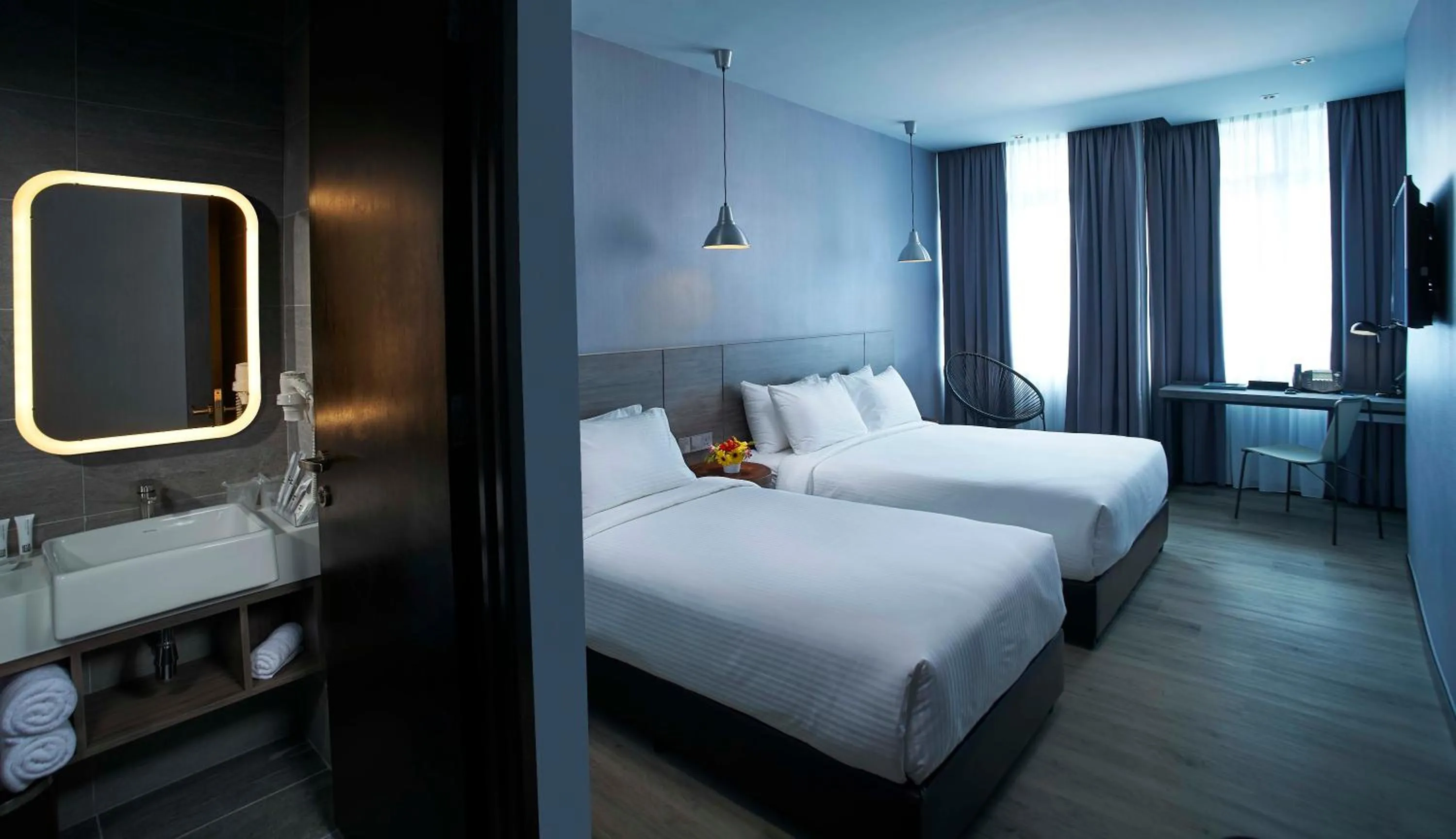 Photo of the whole room, Bed in Urban H Hotel