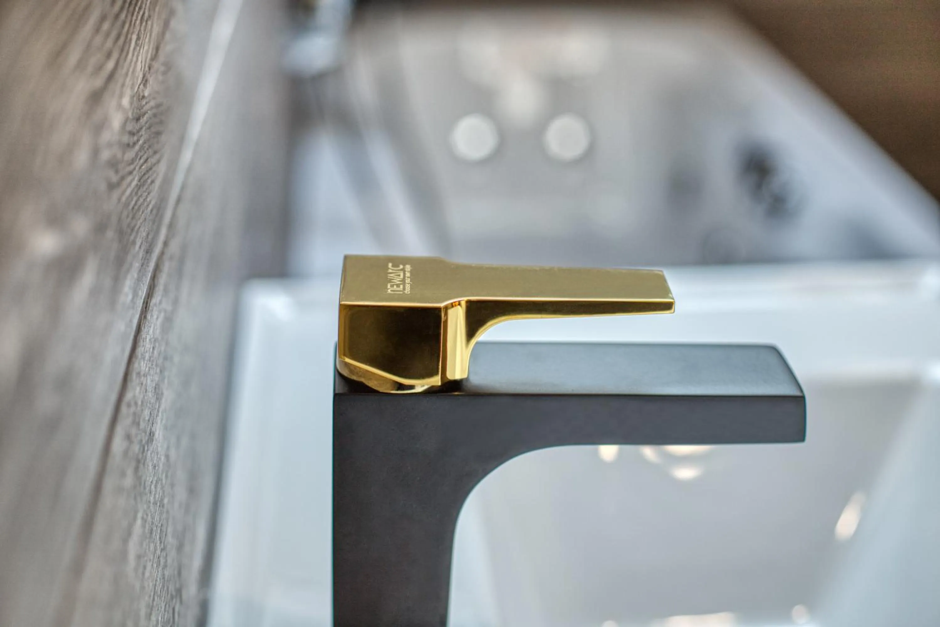 Bathroom in Grisverde Suites