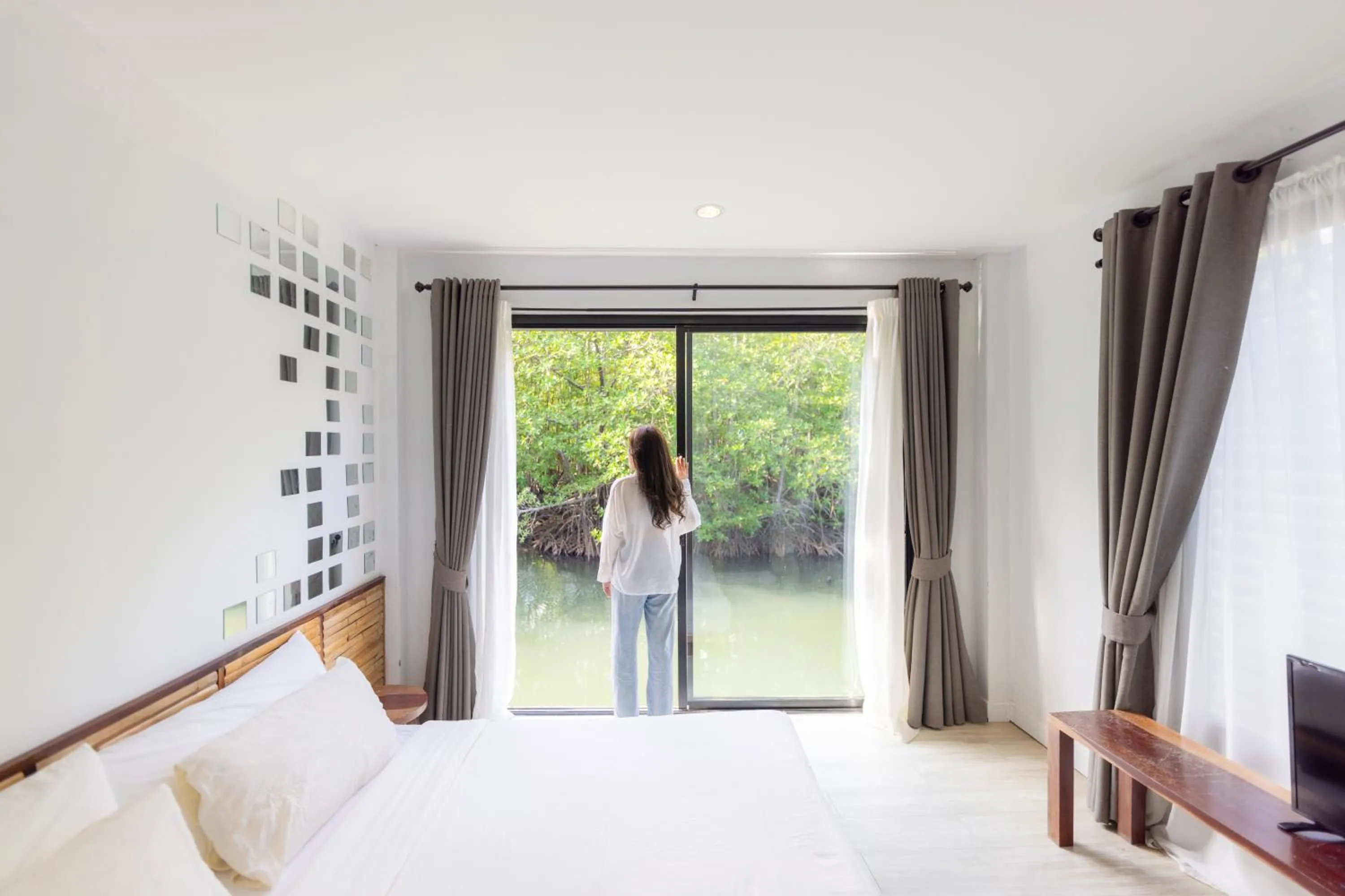 Bed in Escape Life Koh Kood