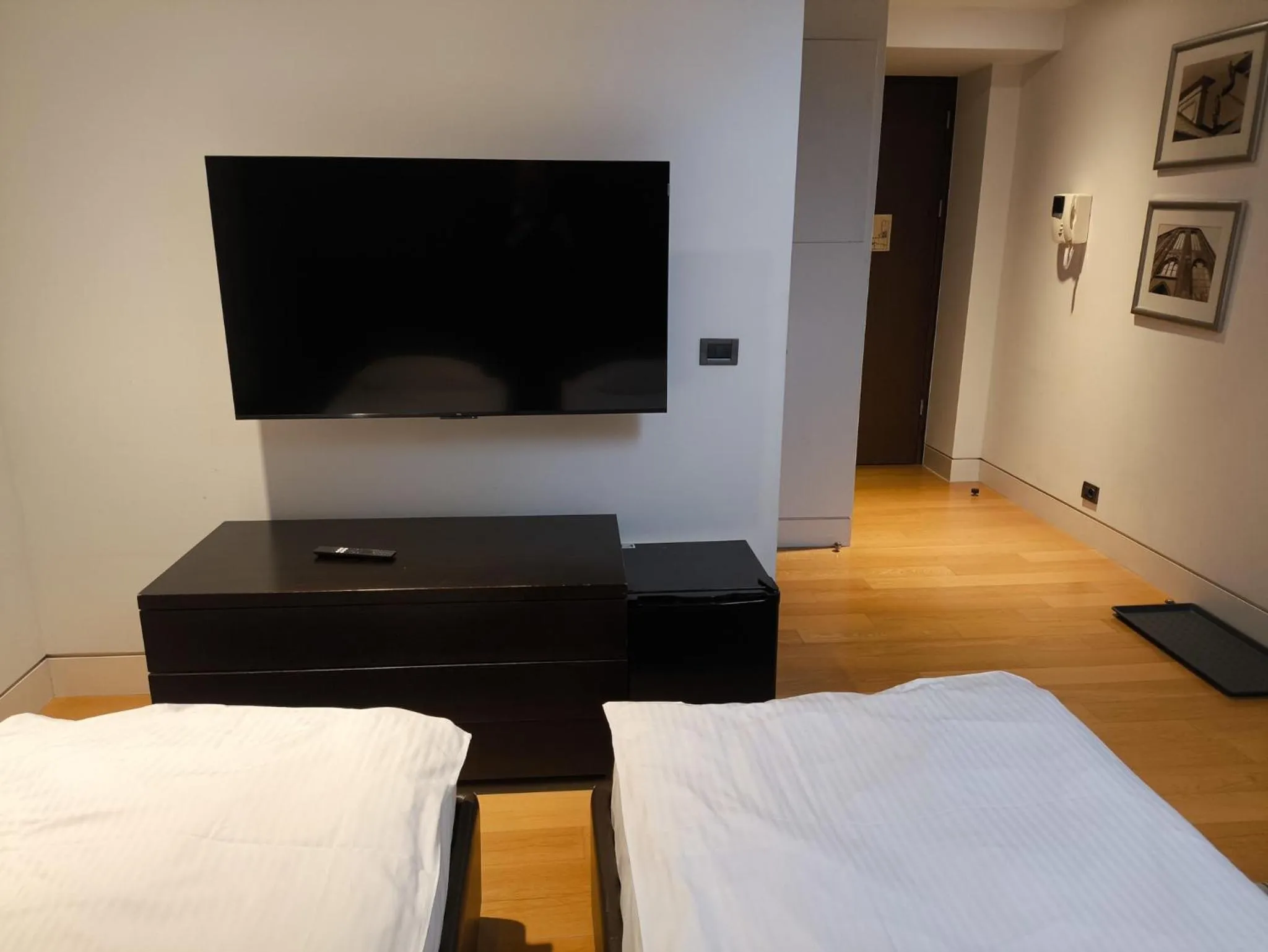 Bed in Residence 1898