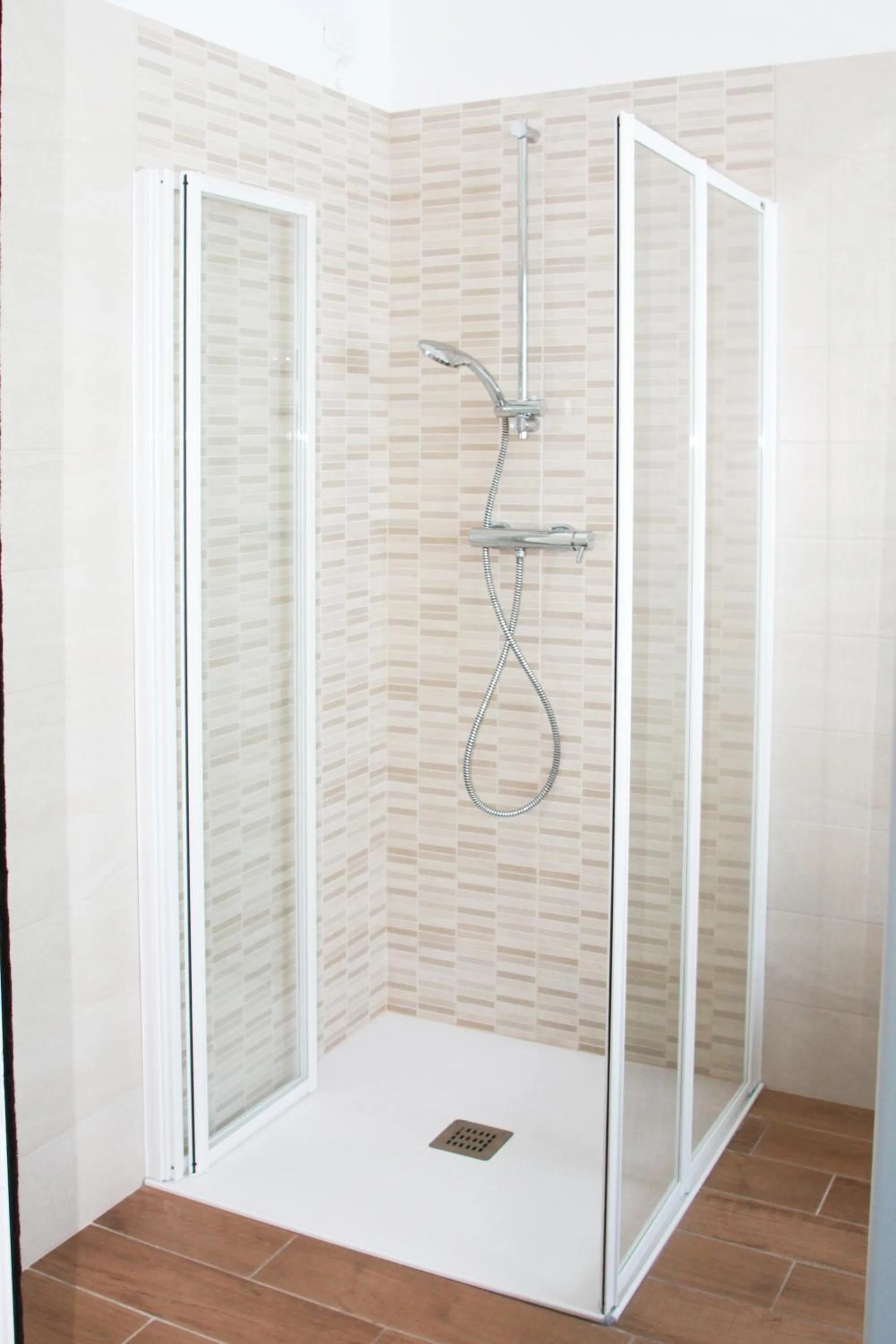 Shower in Villa Serena