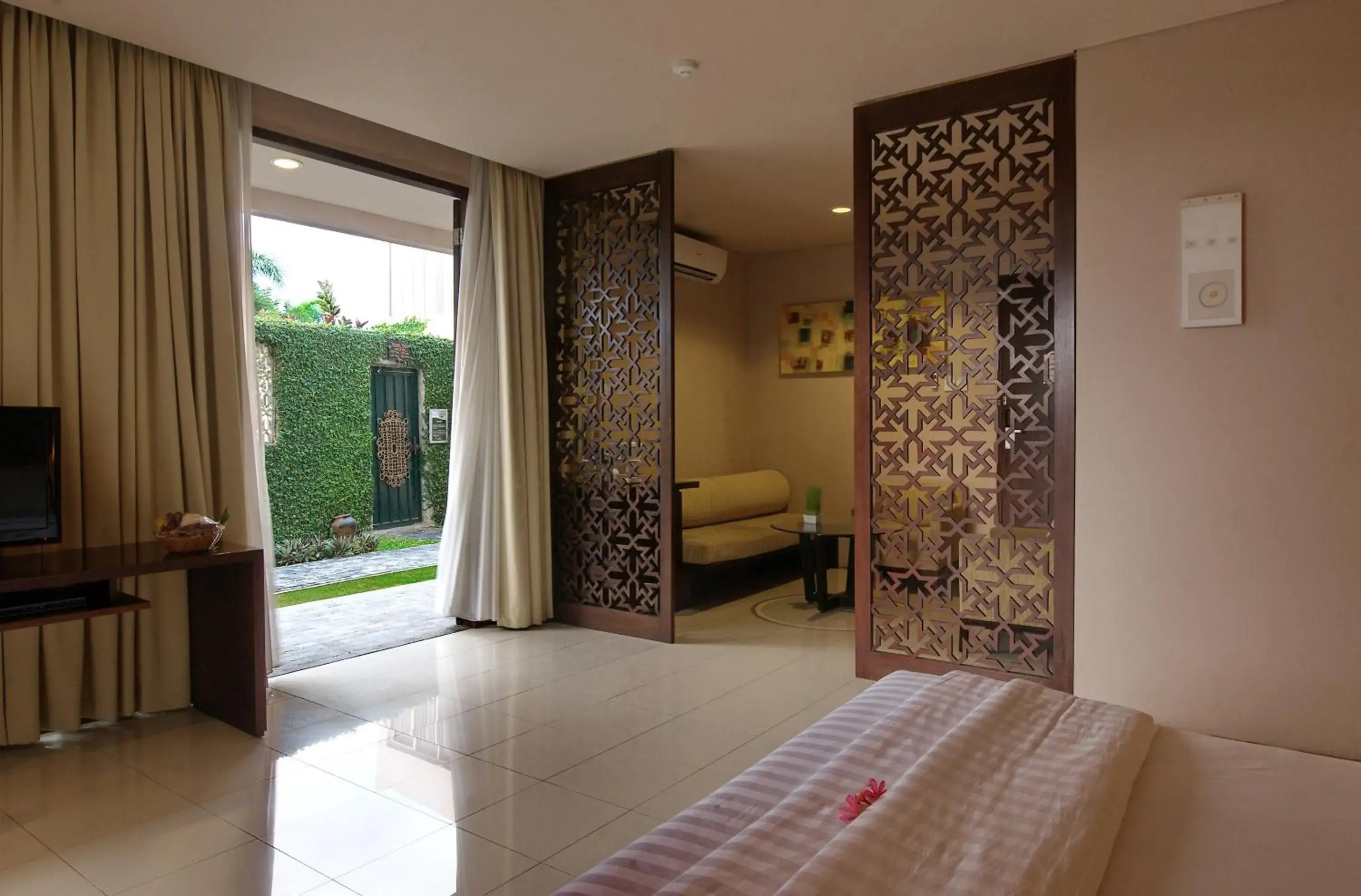 Suite with Garden View in The Pade Hotel Suite with Garden View in The Pade Hotel