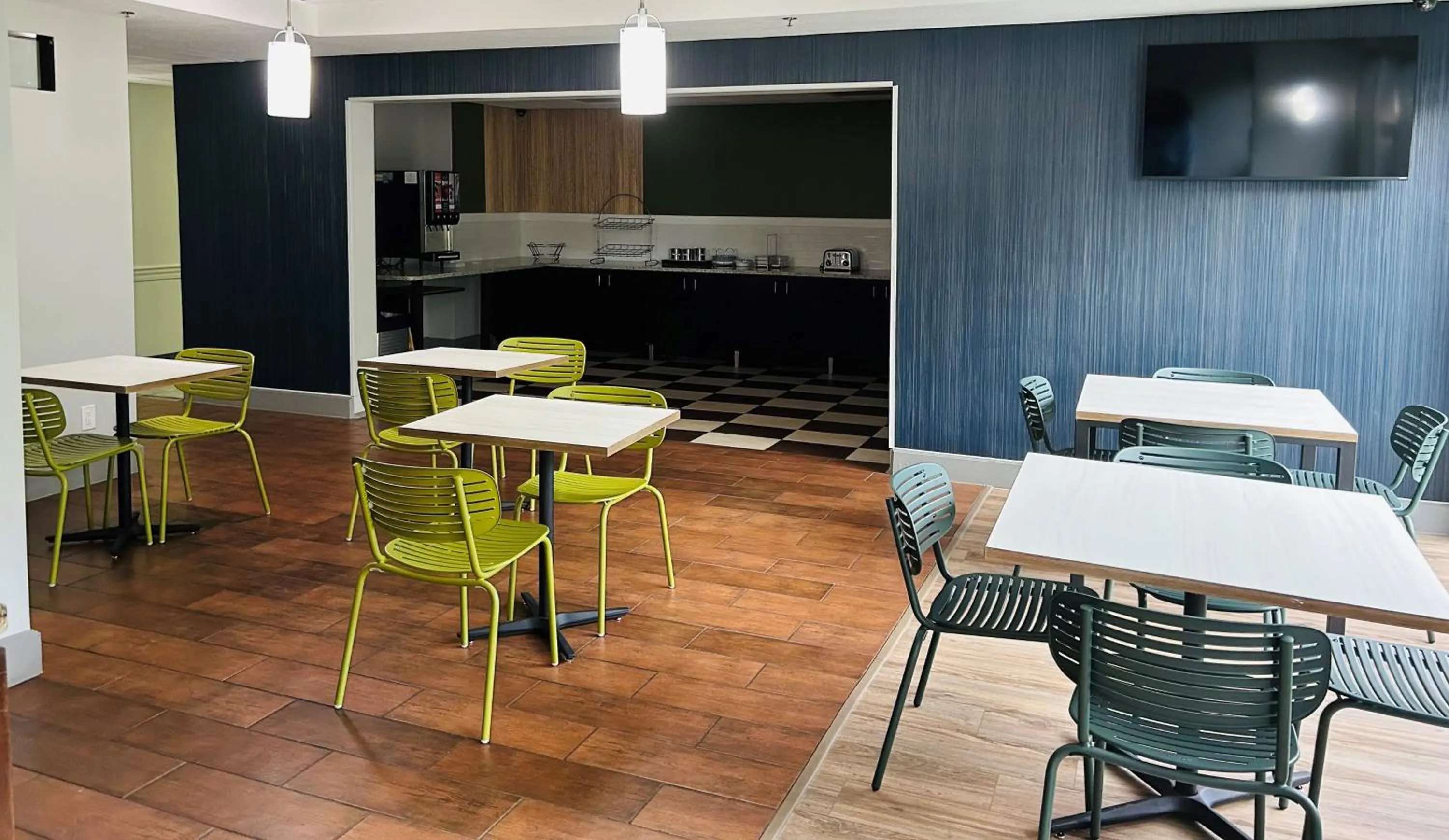 Breakfast in Spark by Hilton Tampa Brandon