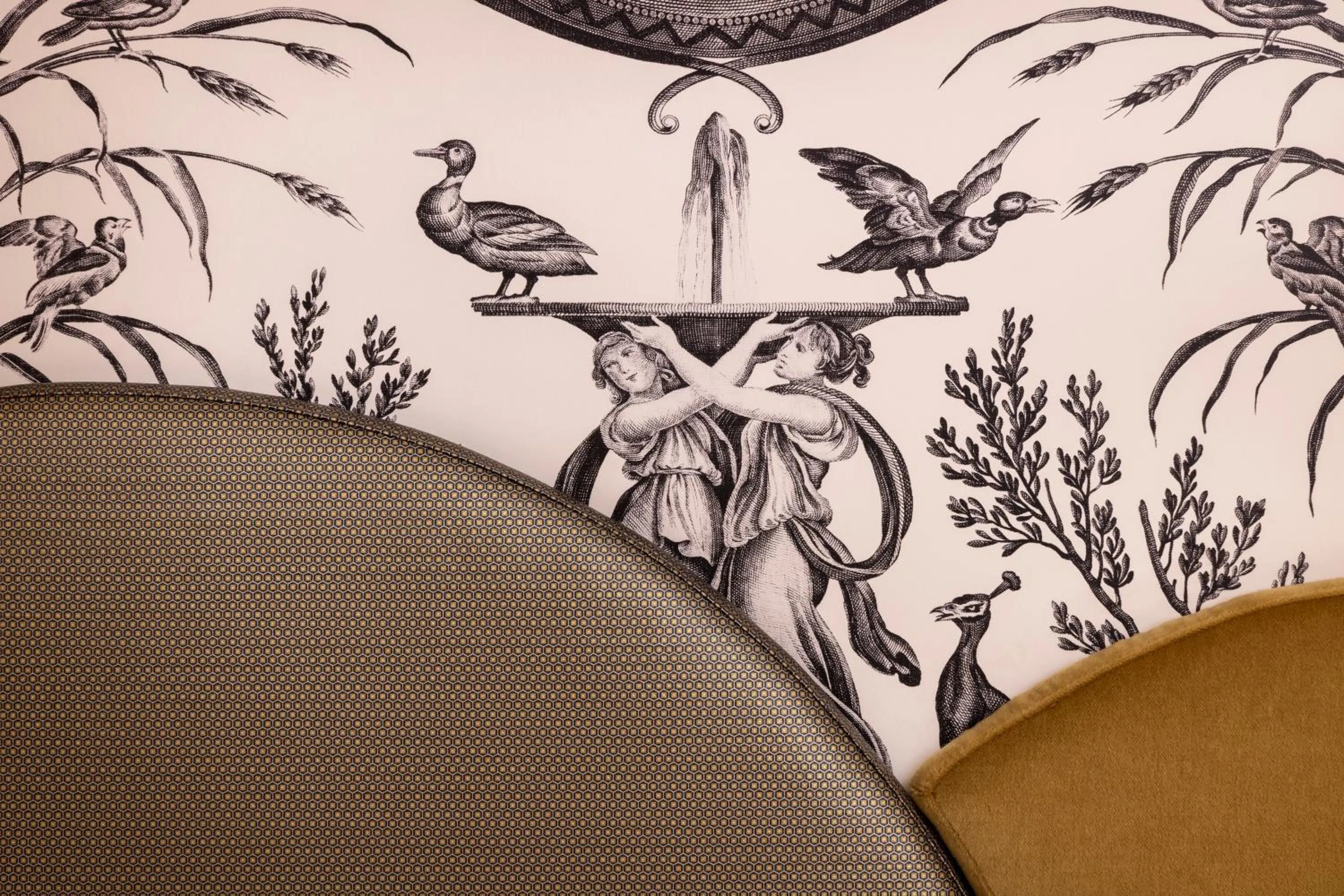 Decorative detail in Grand Hôtel Lévêque