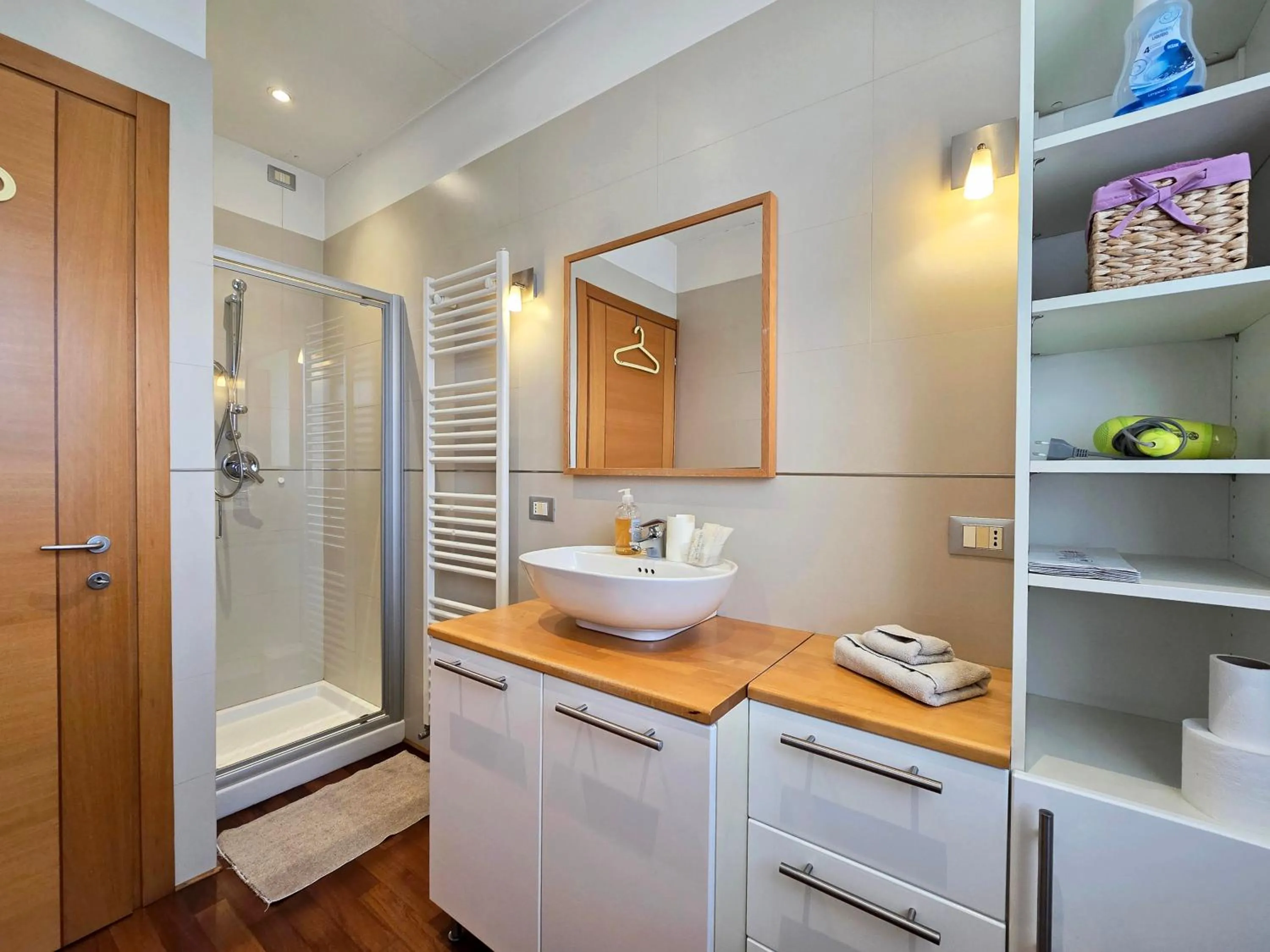 Shower in Bed and Breakfast Villa Sofia