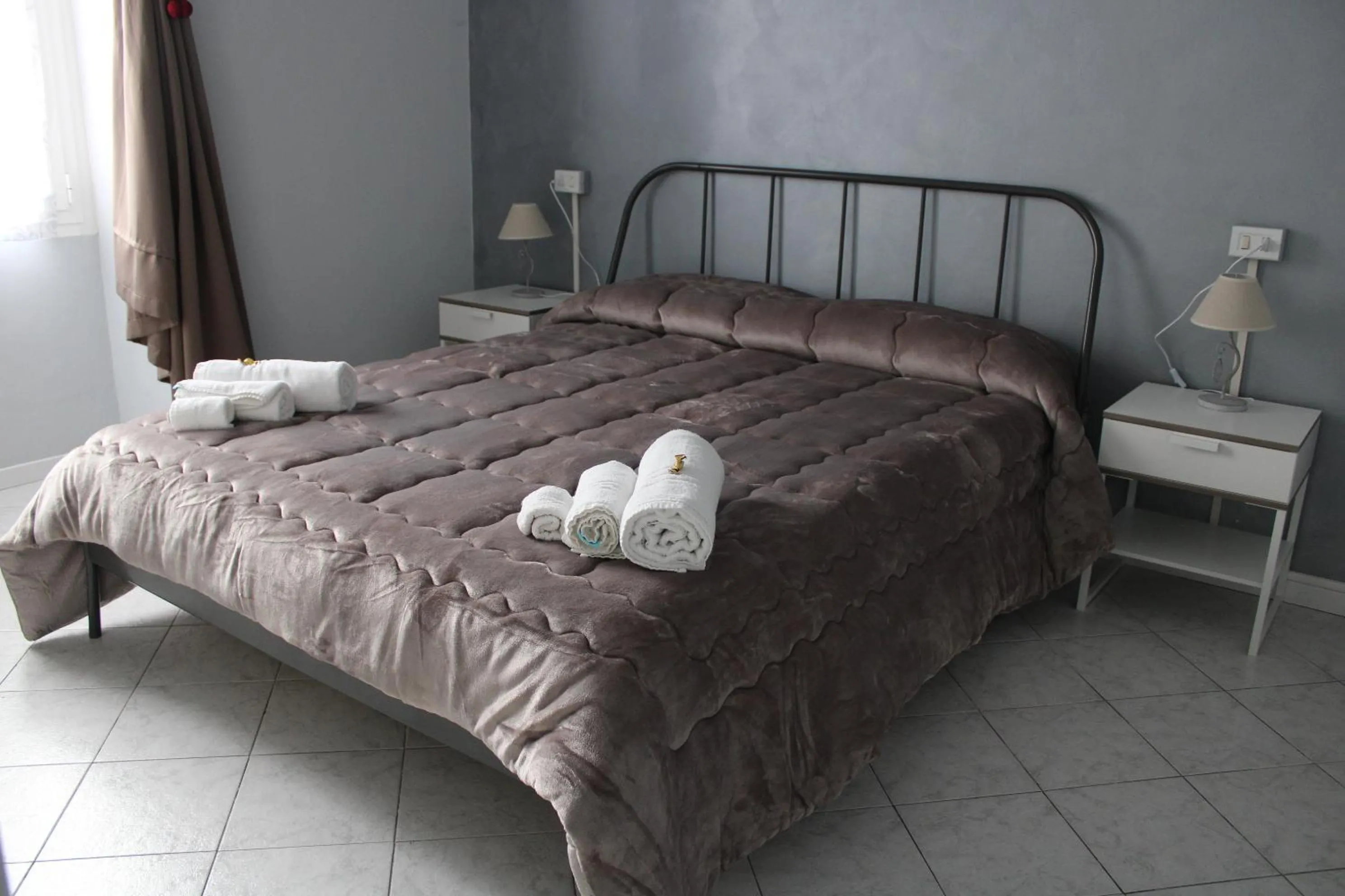 Bed in Affittacamere Roma