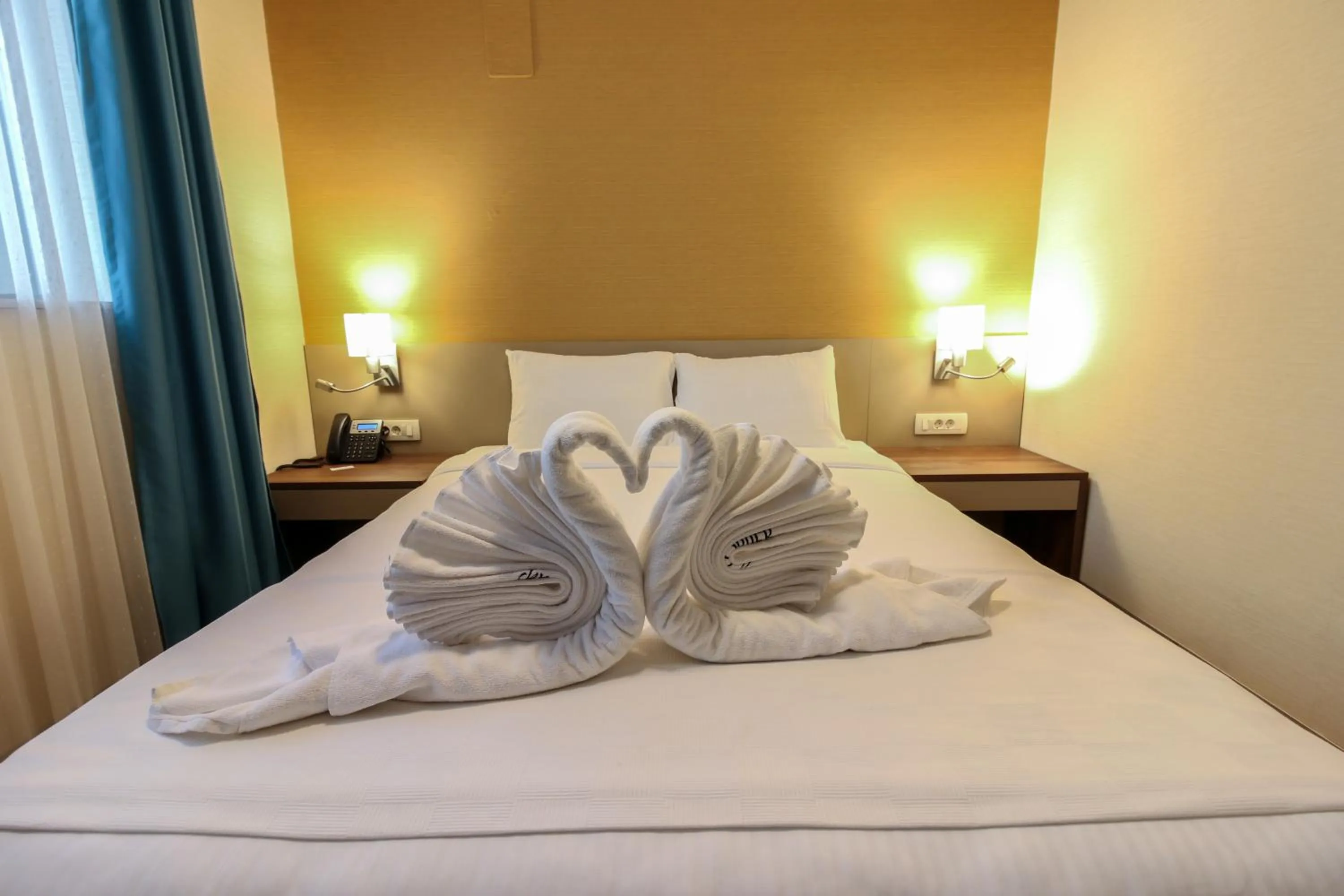 Bed in Sky Corner Hotel