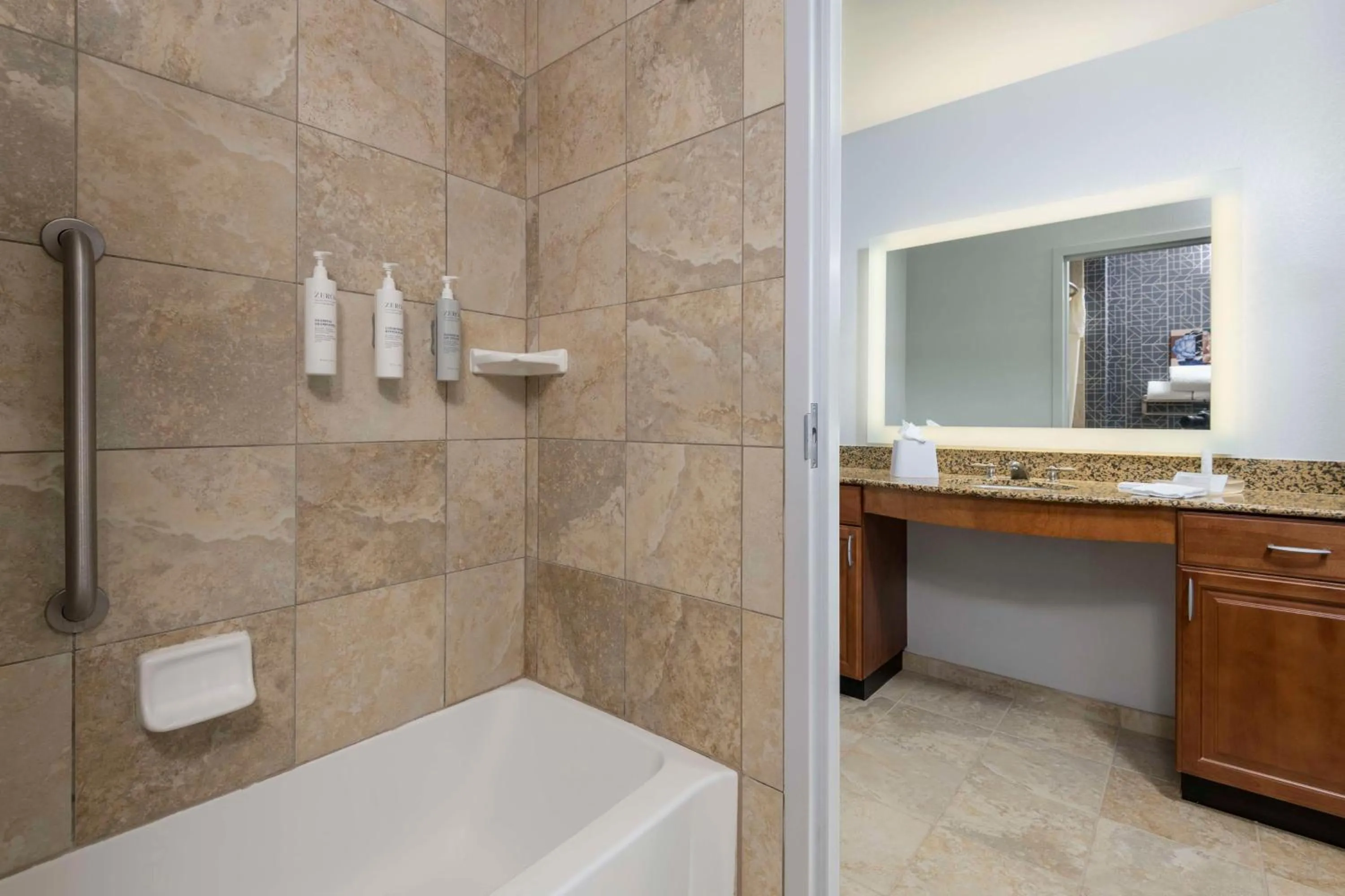Bathroom in Homewood Suites by Hilton Phoenix North-Happy Valley