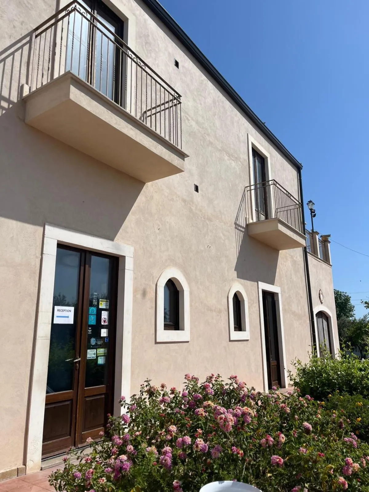 Facade/entrance in Badiula