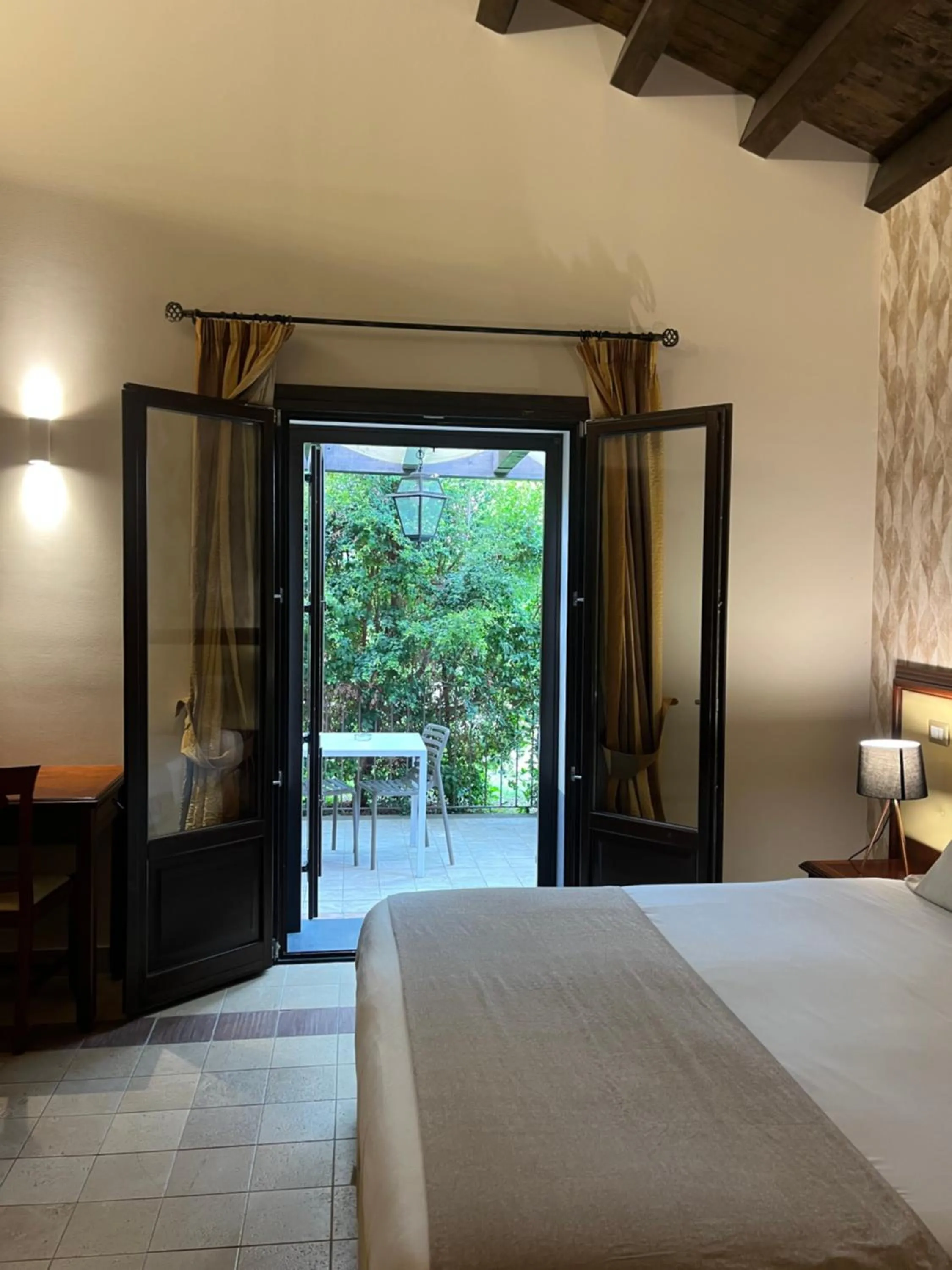 Balcony/Terrace, Bed in Badiula