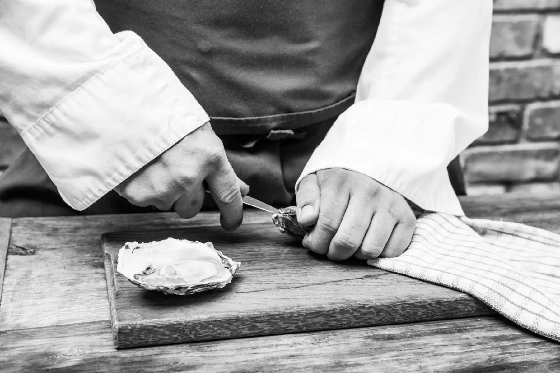 Meals in The Pickwick Inn & Oliver's Restaurant