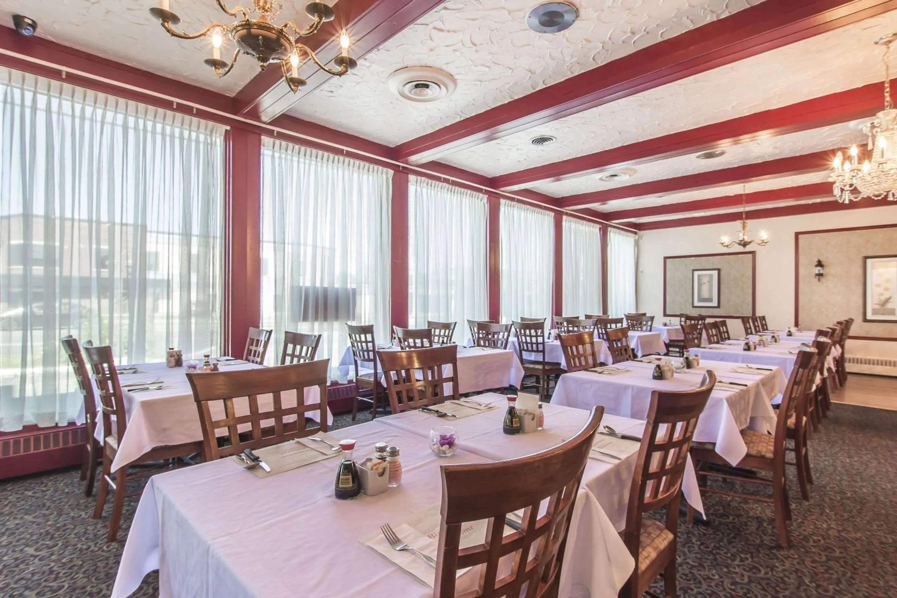 On site in Hôtel Le Principal