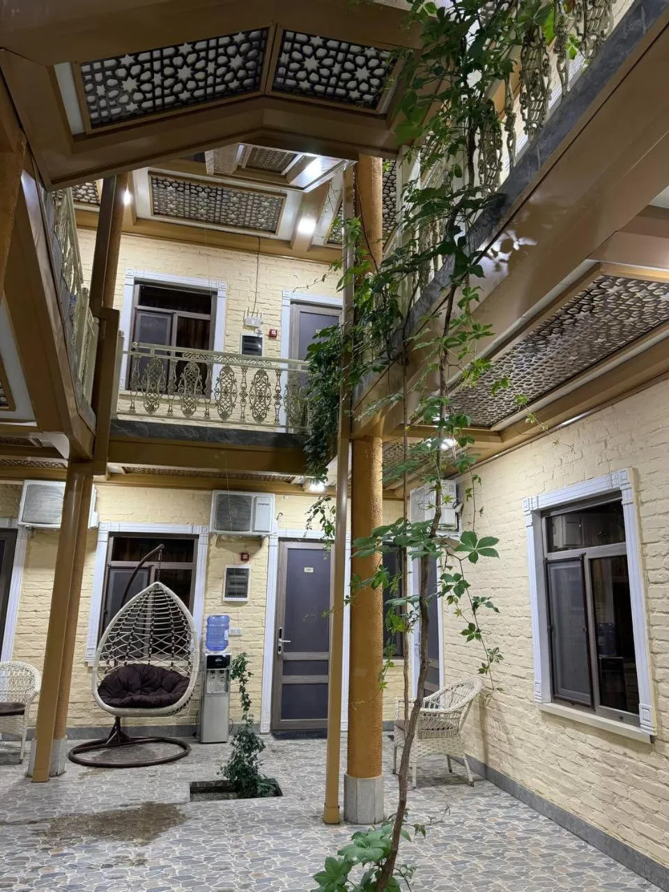 Seating area in Arba Hotel