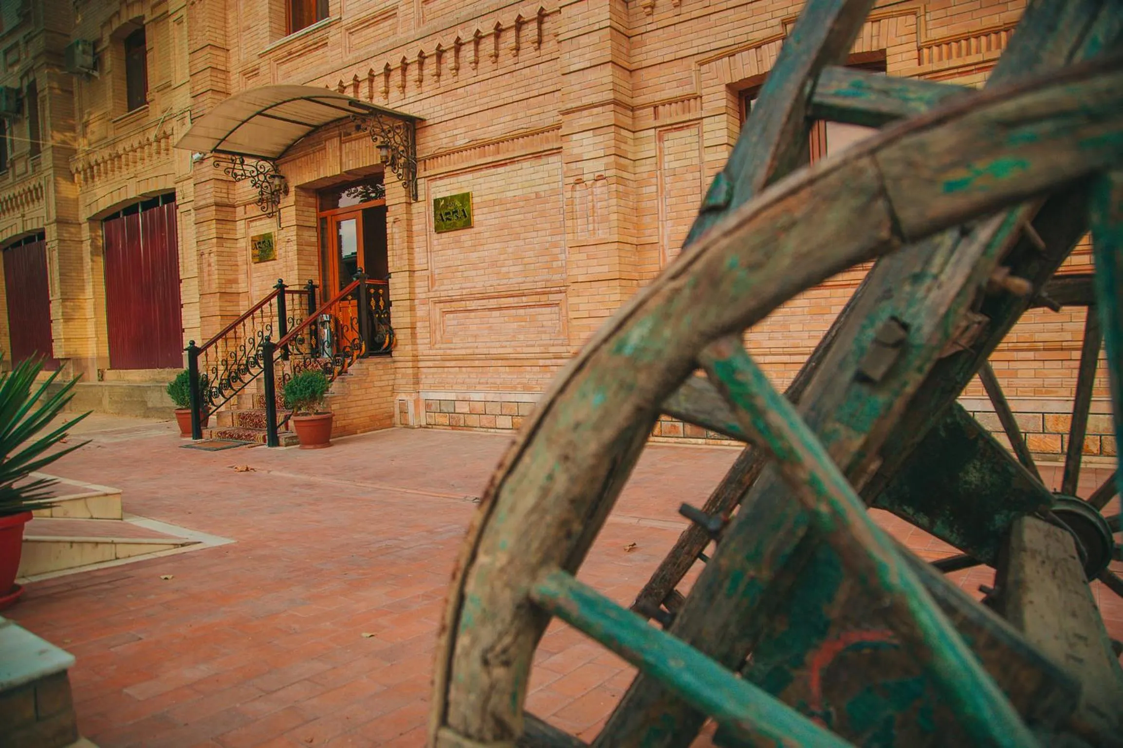 Facade/entrance in Arba Hotel