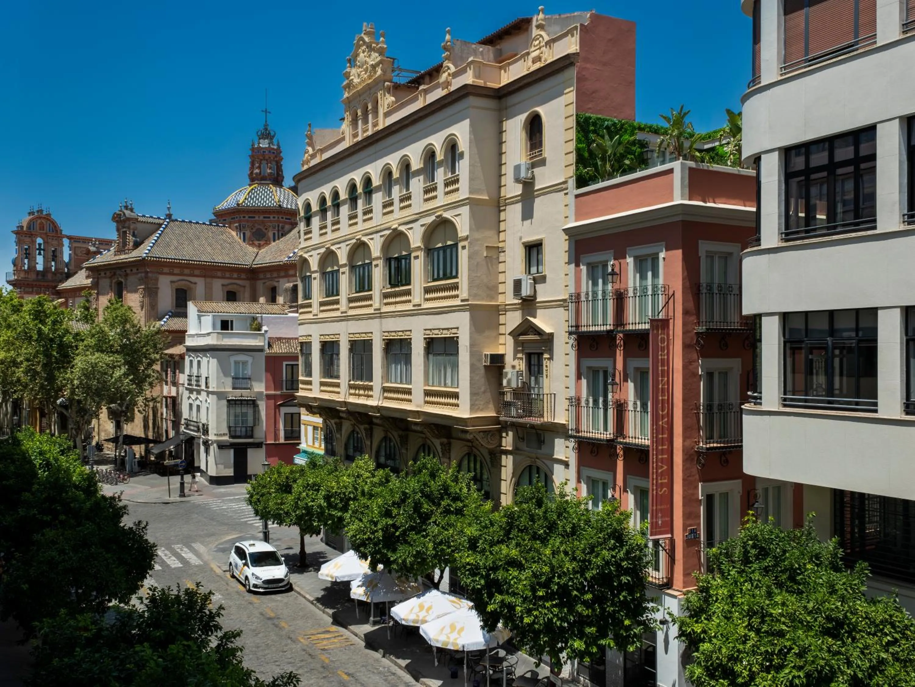 Property building in Apartamentos Sevilla Centro