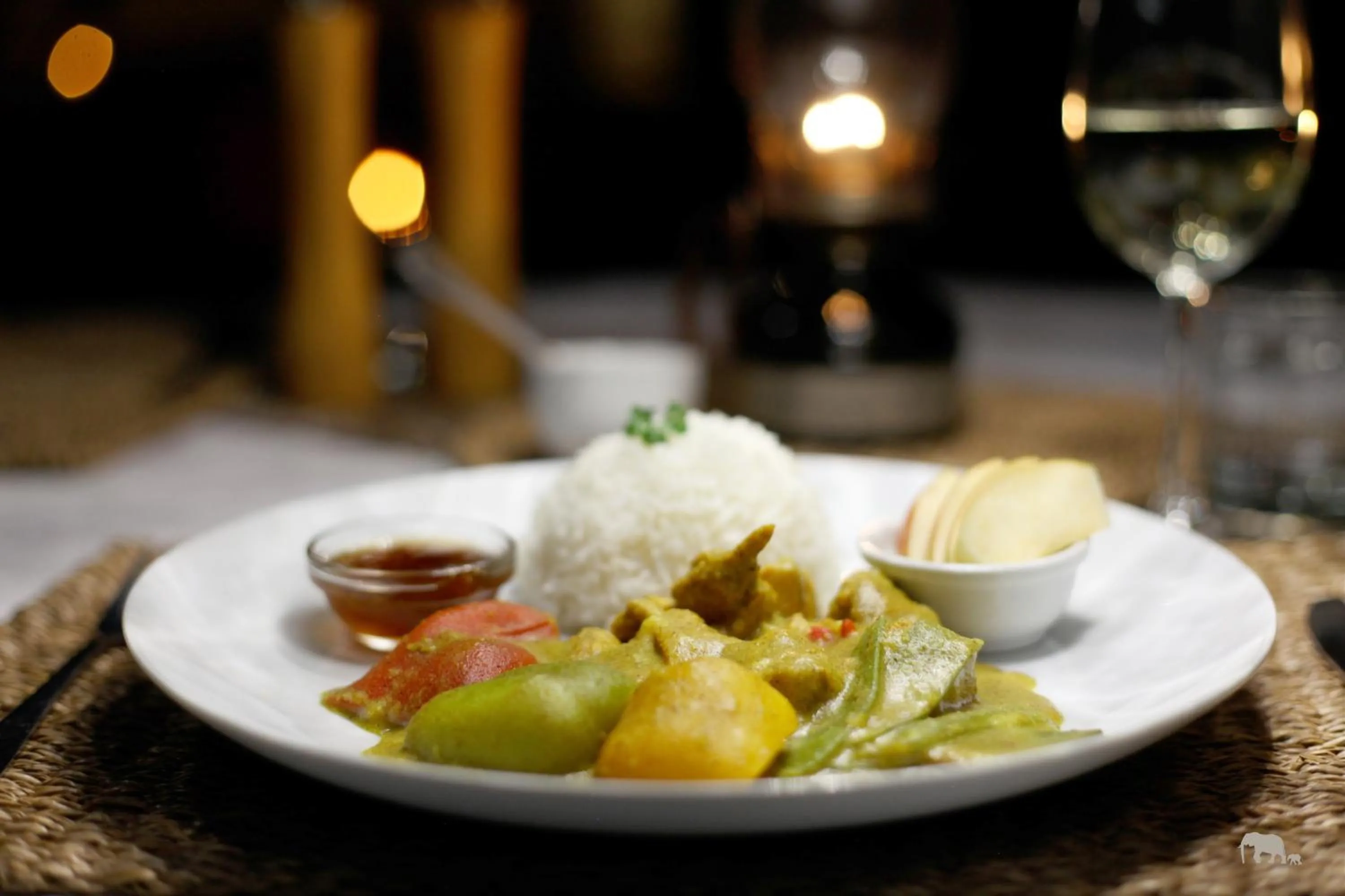 Ivory Wilderness River Rock Lodge