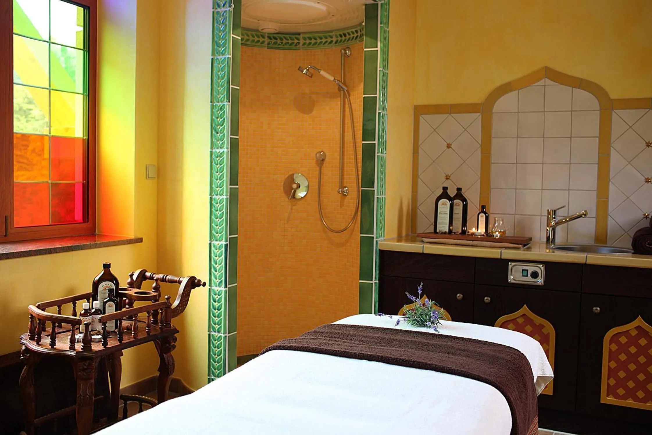 Spa and wellness centre/facilities, Bed in Hotel Mercure Krynica Zdrój Resort&Spa