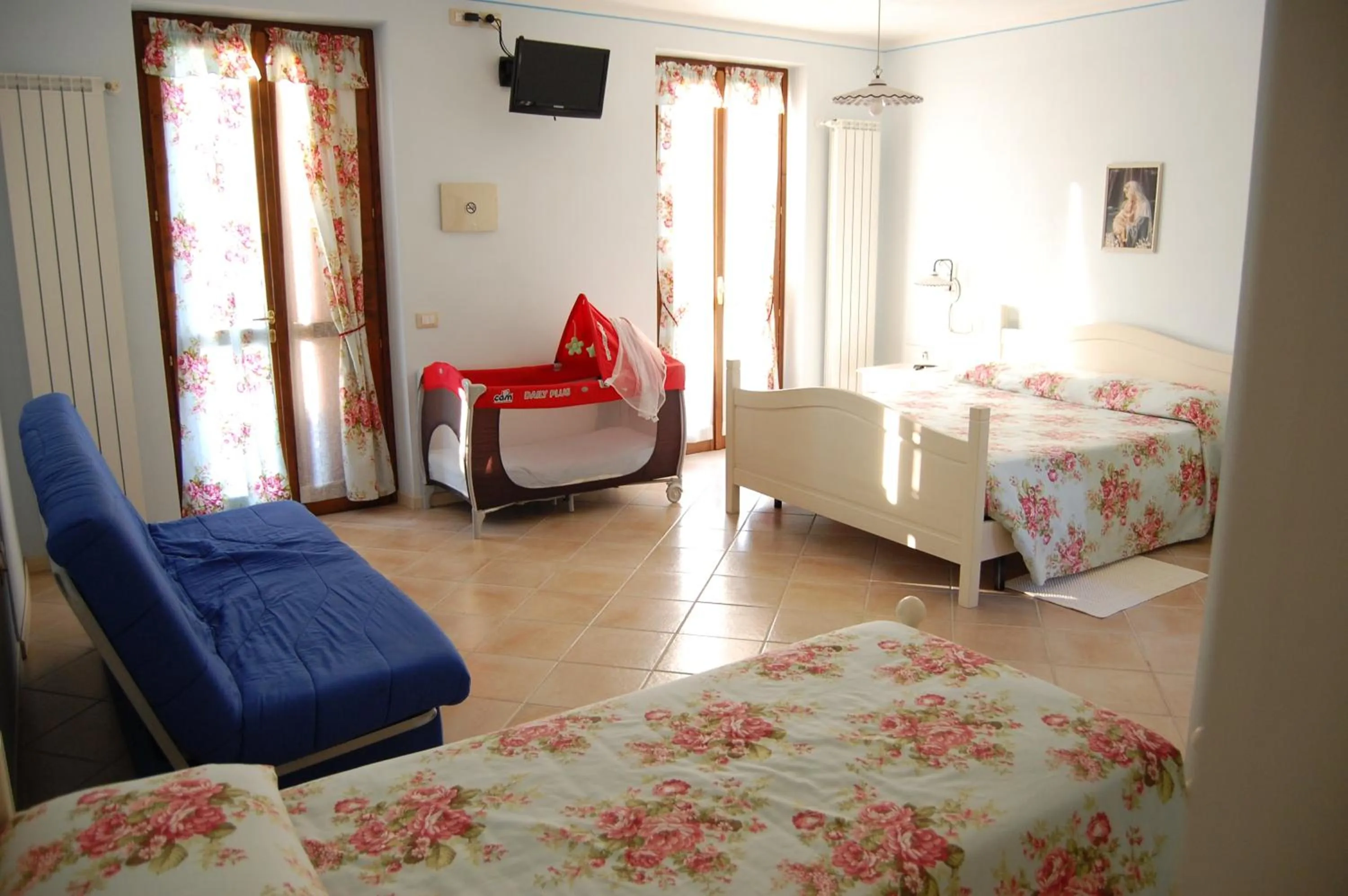 Photo of the whole room, Bed in B&B Al Mulino