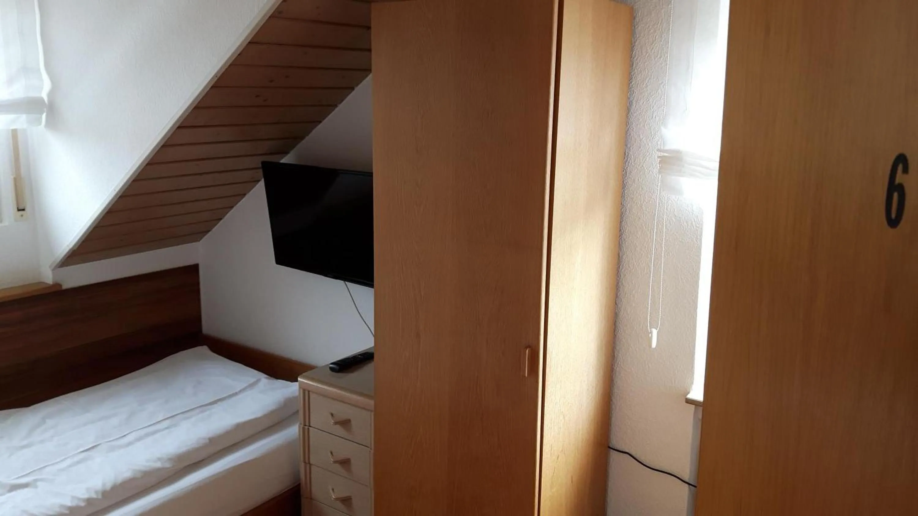 Bed in Hotel Gasthof Rössle