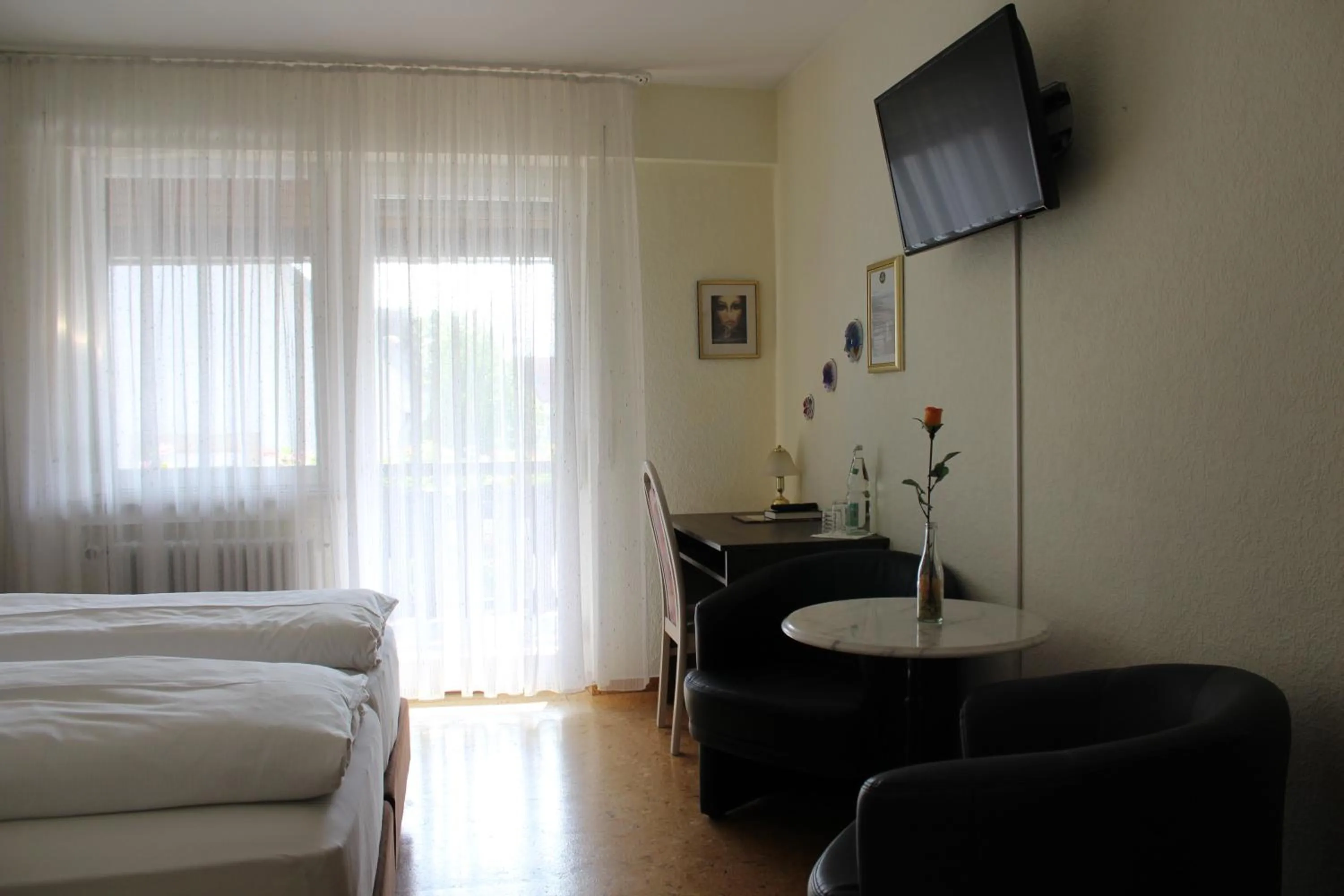 Day, Bed in Hotel Gasthof Rössle