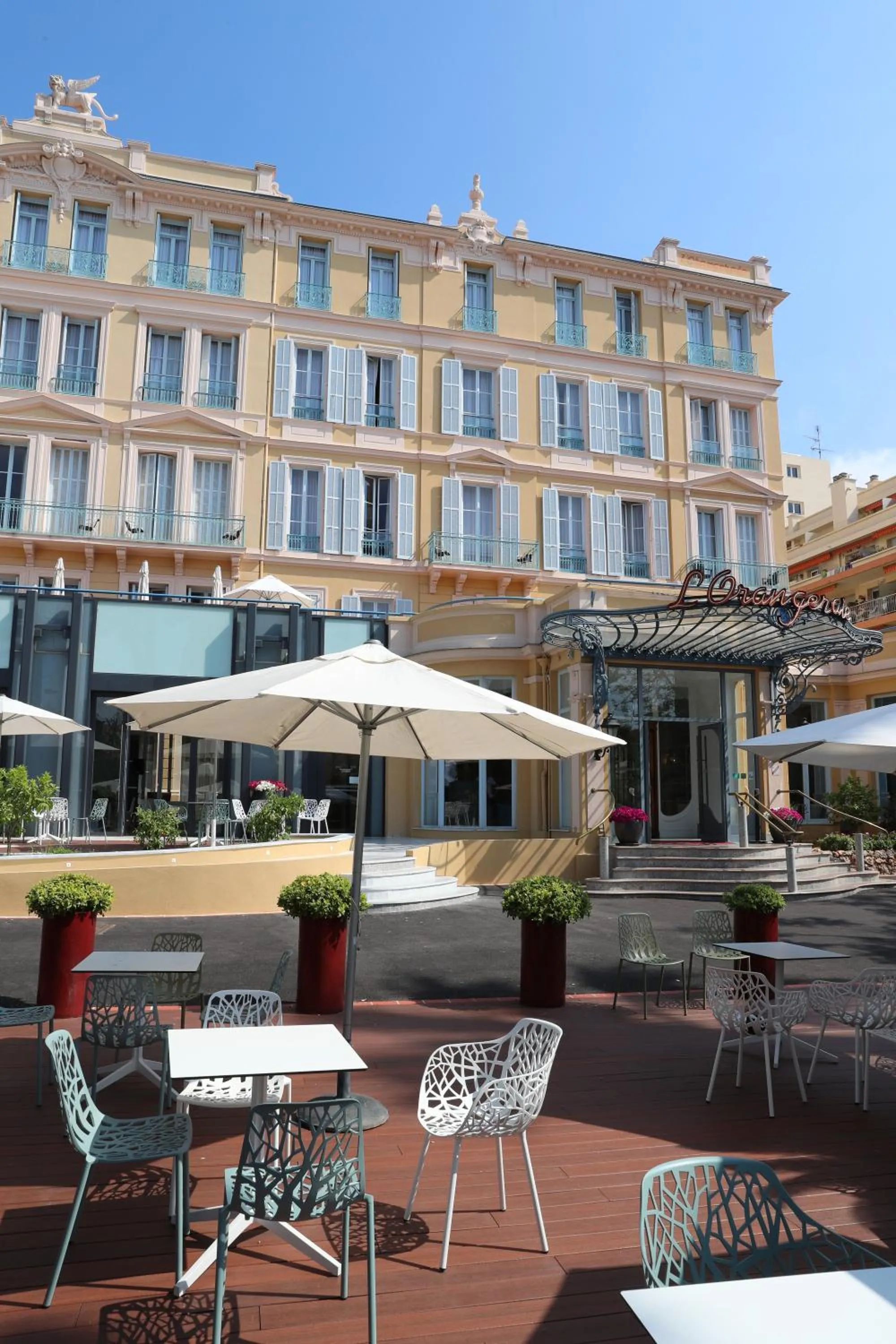 Facade/entrance in Hôtel Miléade L'Orangeraie - entièrement rénové