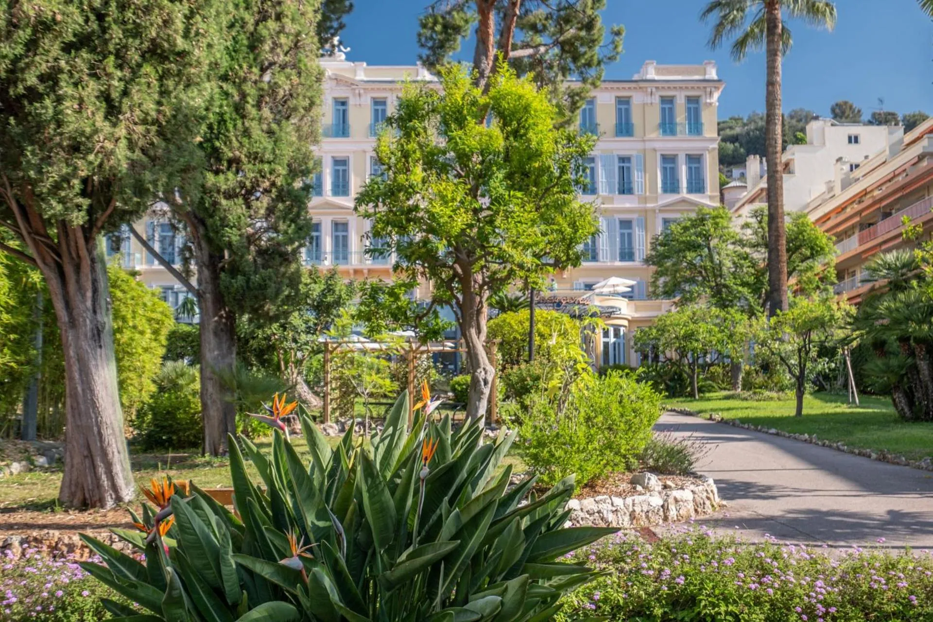 Property building in Hôtel Miléade L'Orangeraie - entièrement rénové