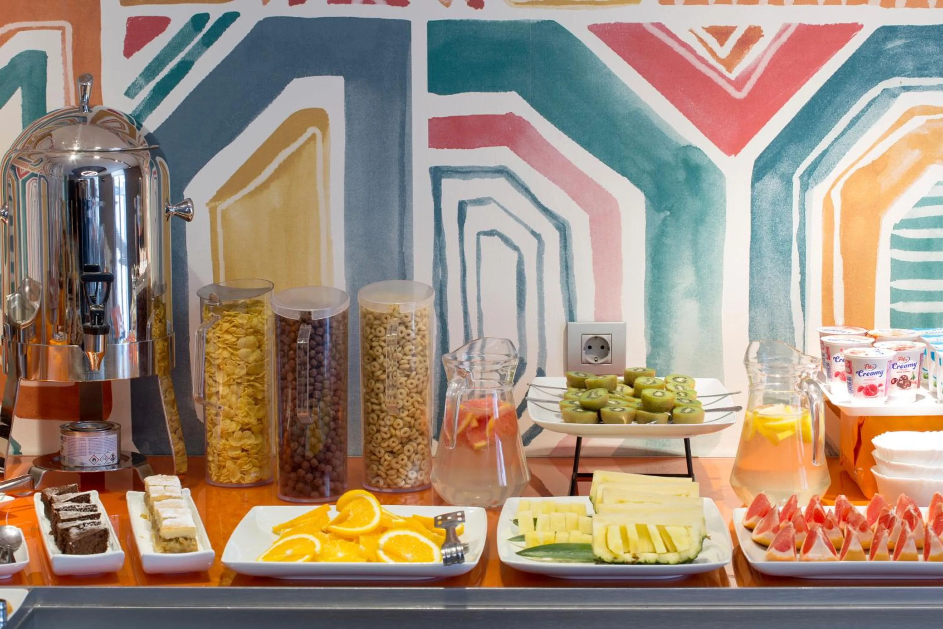 Breakfast in Zeus Essence Bucharest Central