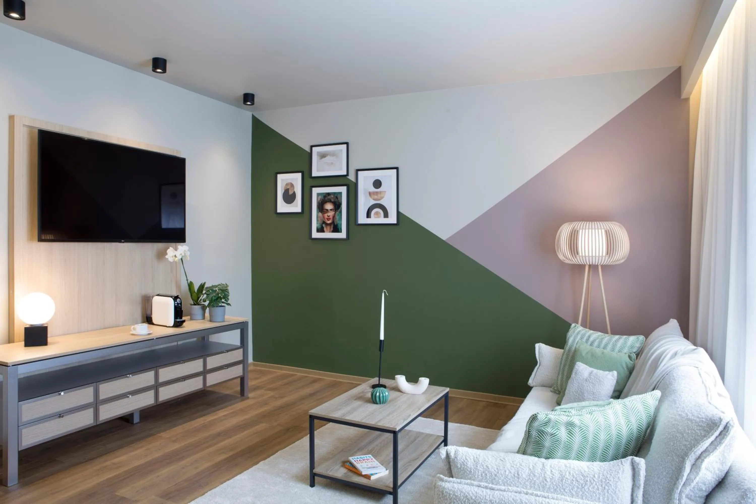 Living room in Zeus Essence Bucharest Central