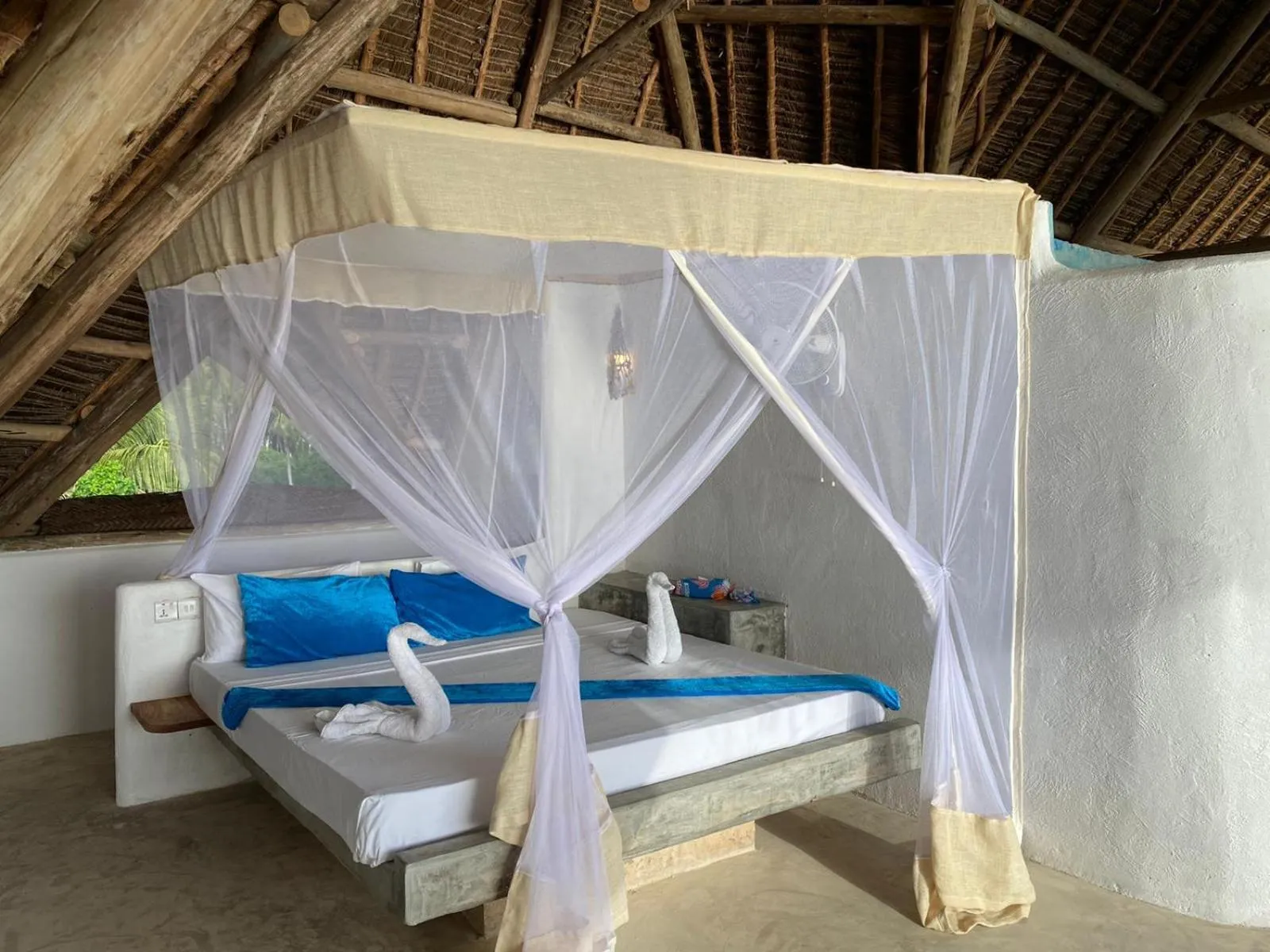 Bed in Karamba Eco Boutique Hotel