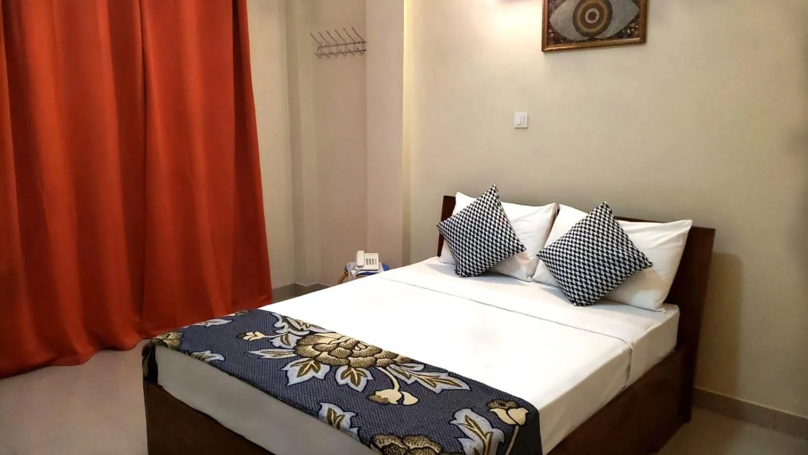 Bed in Hotel Les Fleurettes