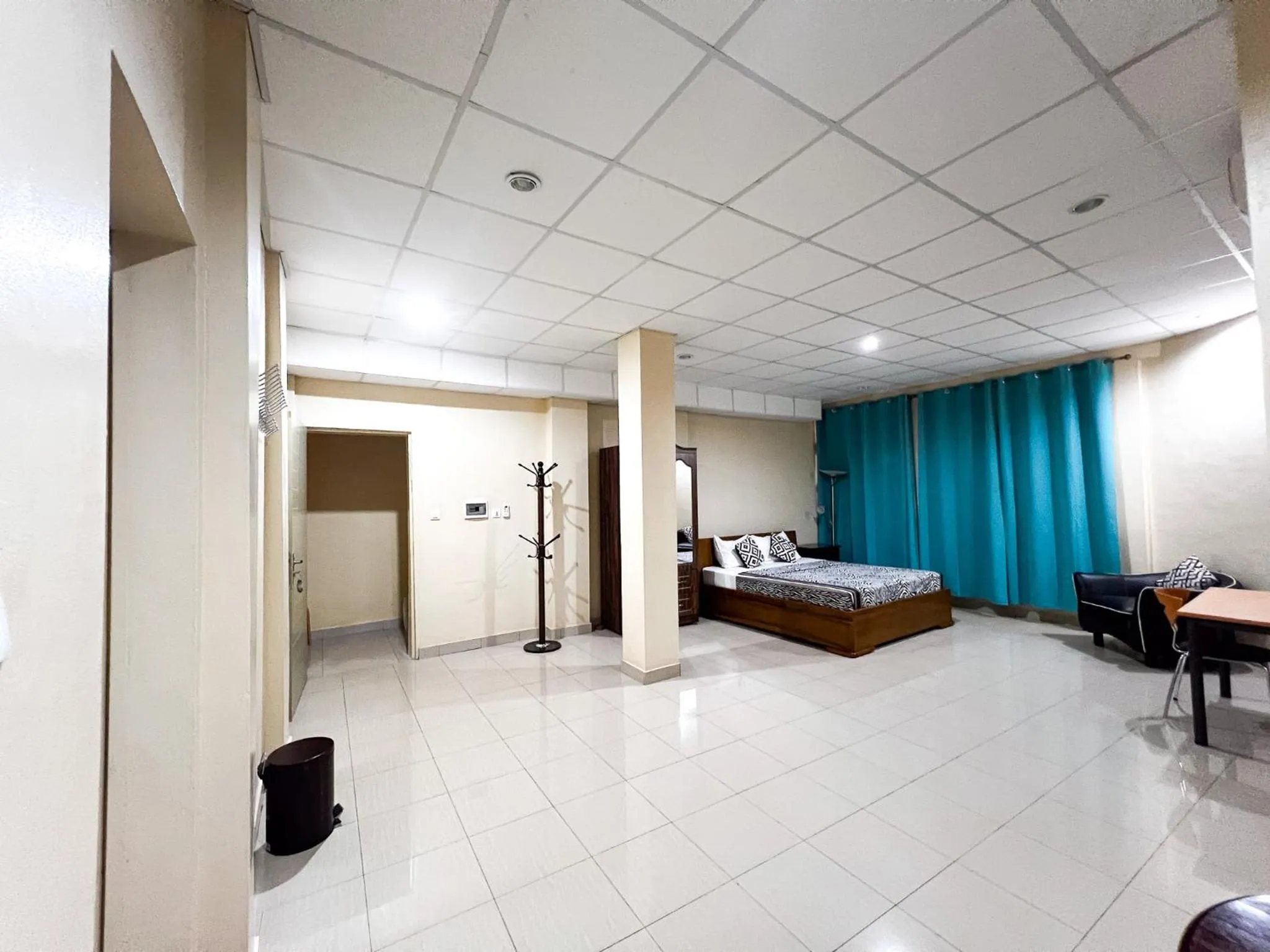 Bed in Hotel Les Fleurettes