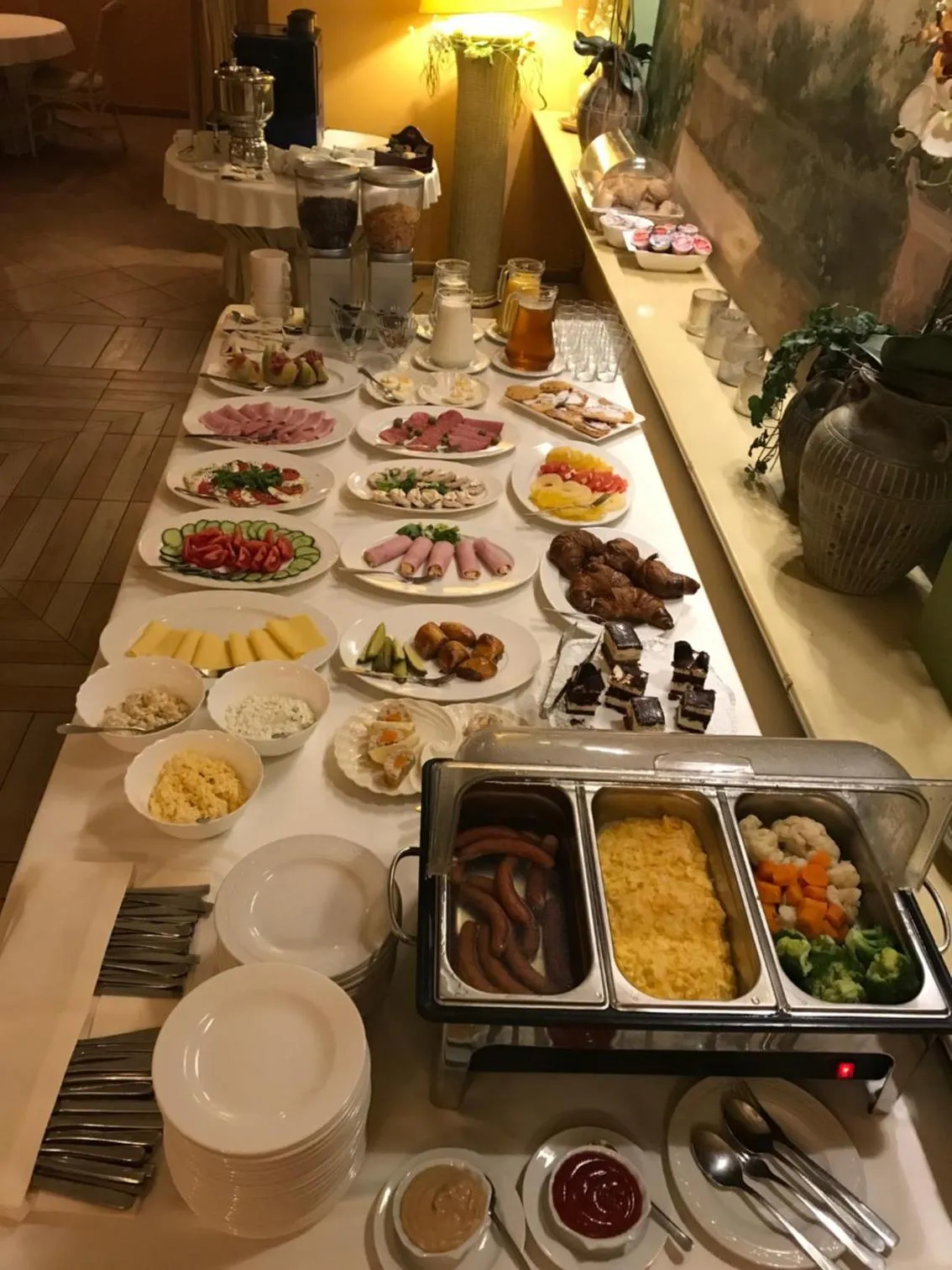 Breakfast in Hotel Komeda