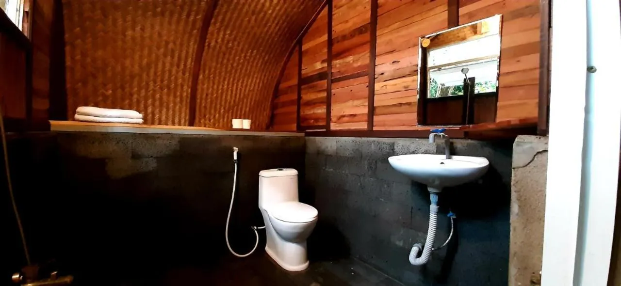 Bathroom in Green Bamboo Lodge Resort