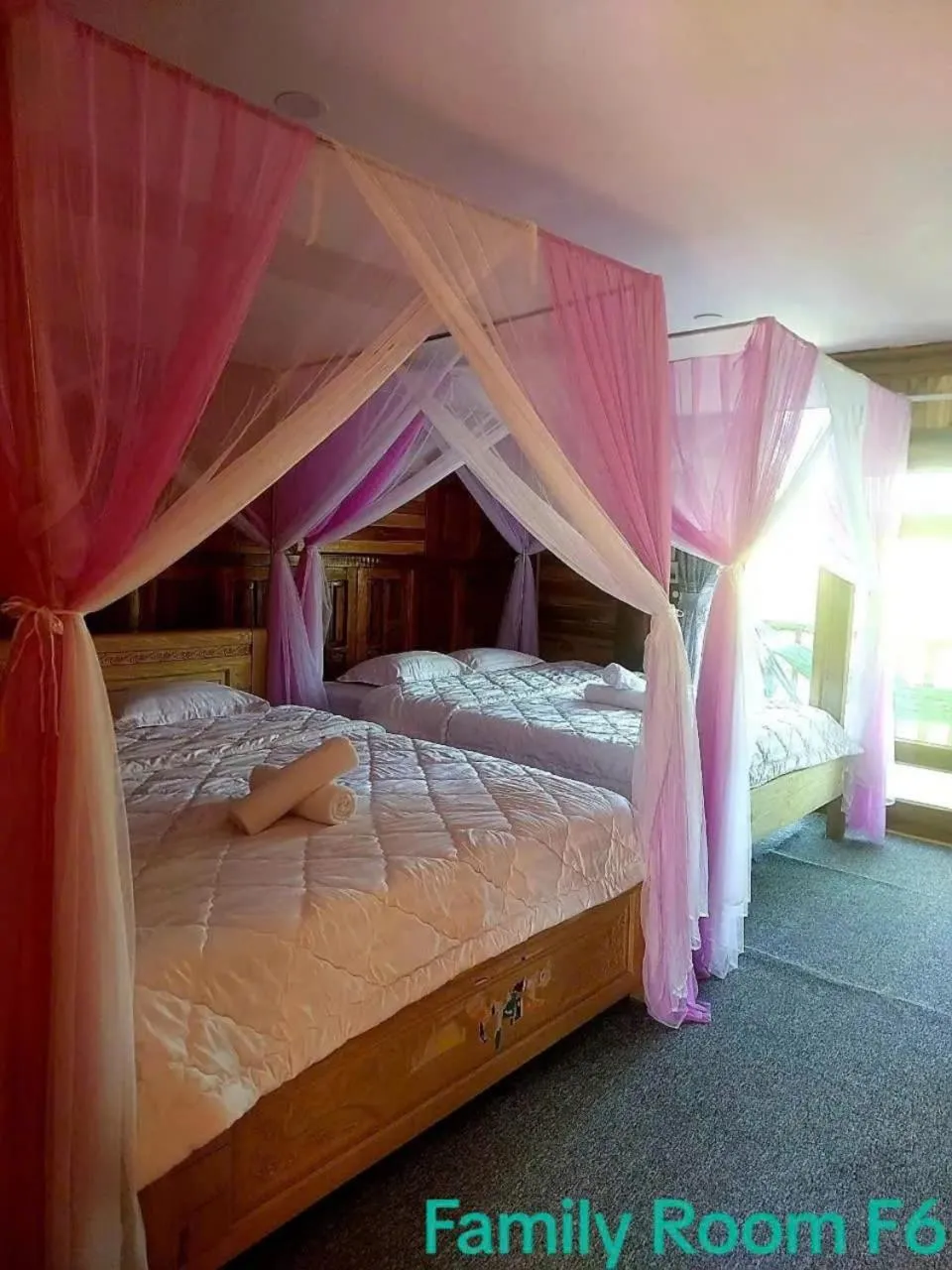 Bed in Green Bamboo Lodge Resort