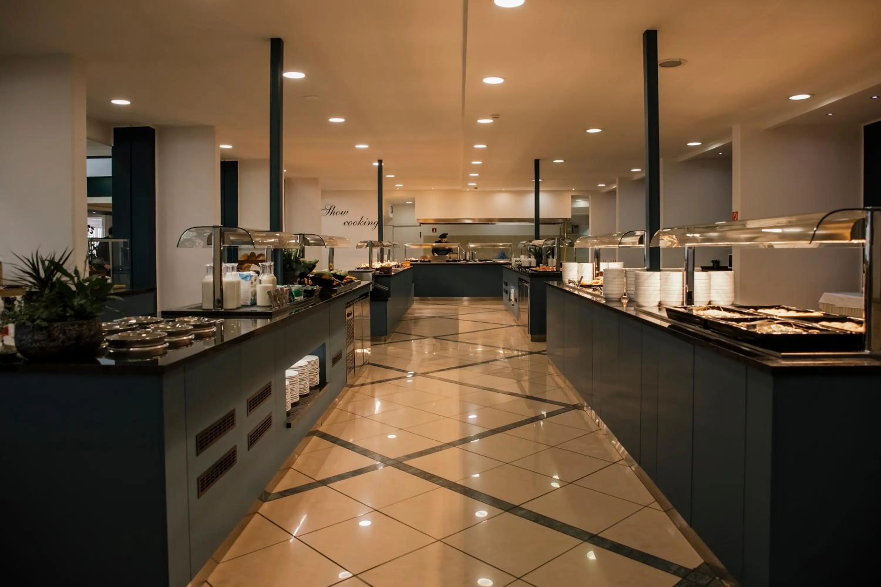 Food and drinks in MASLINICA Mimosa Lido Palace Hotel