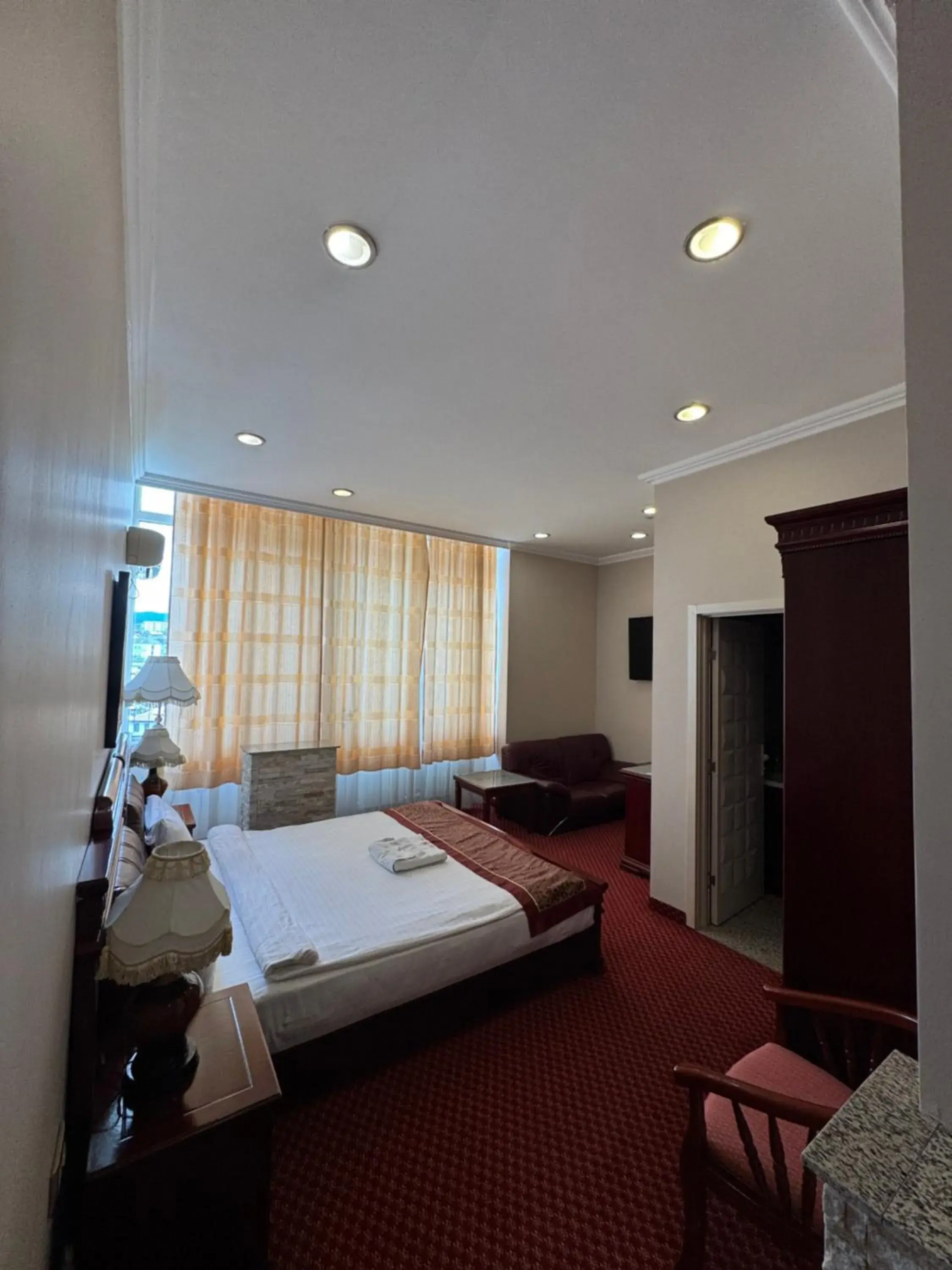 Suite in Hotel Royal Suite in Hotel Royal