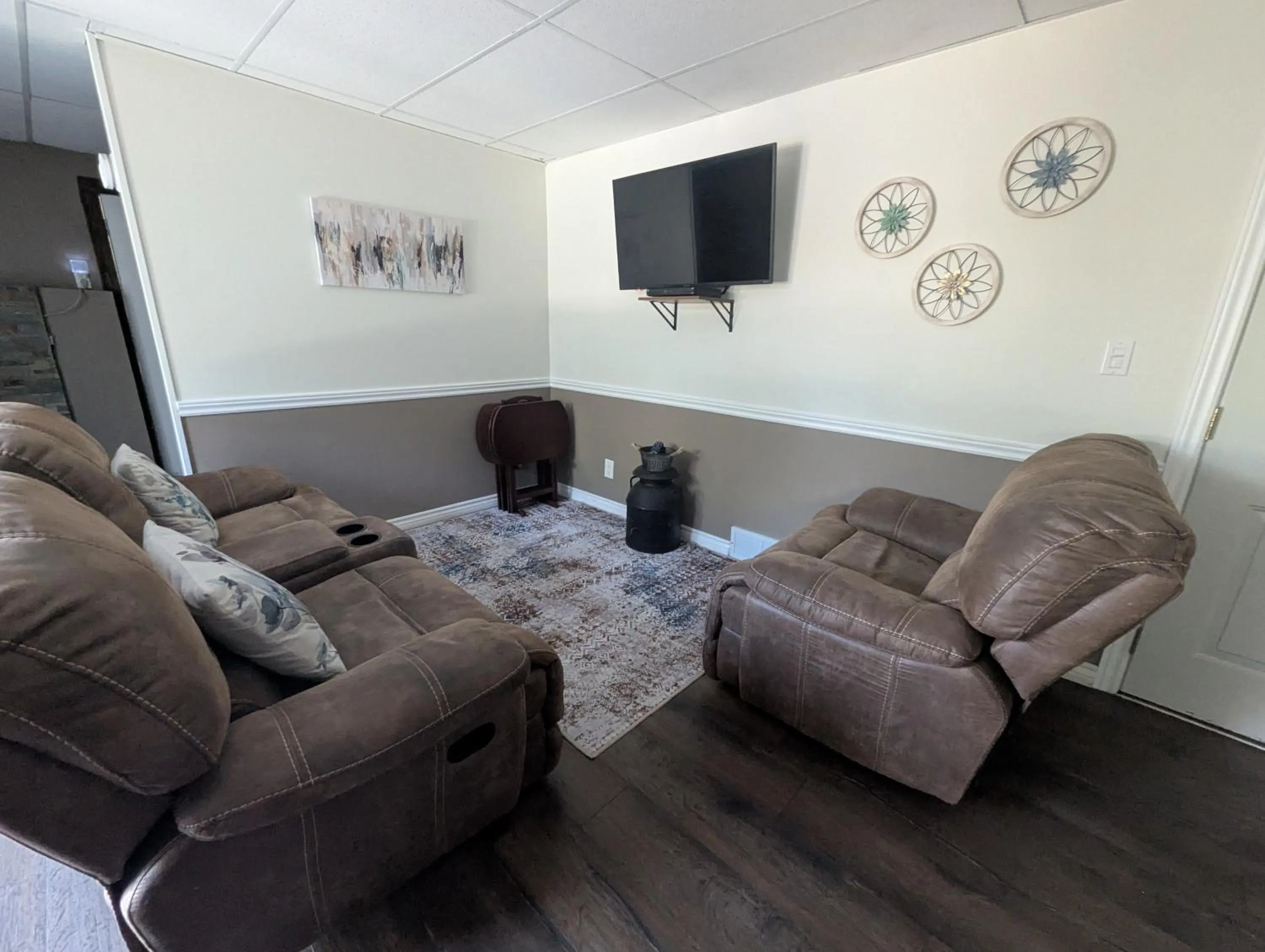 Property building in Suite in the Bush-Private Apartment