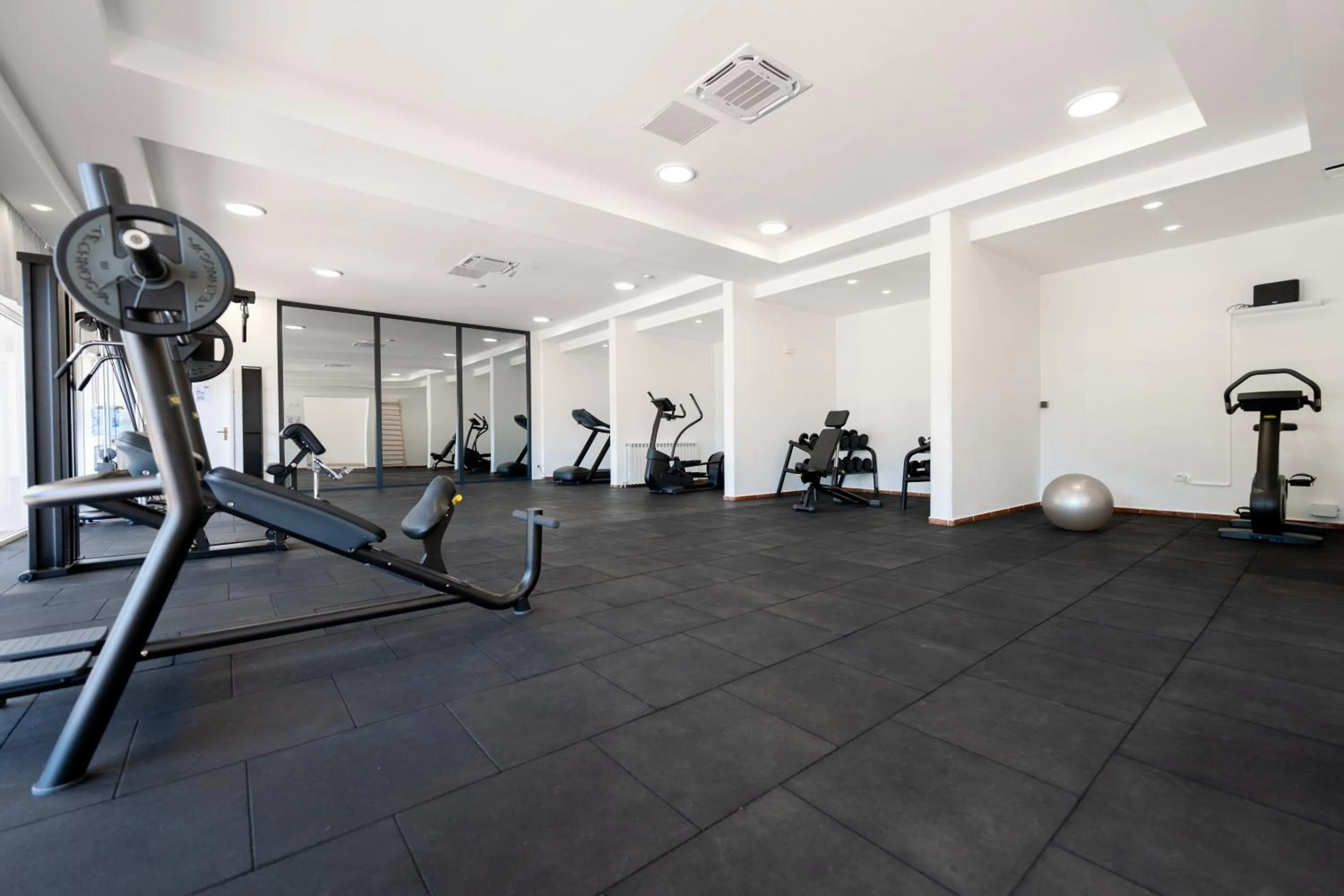 Fitness centre/facilities in MASLINICA Hedera Hotel