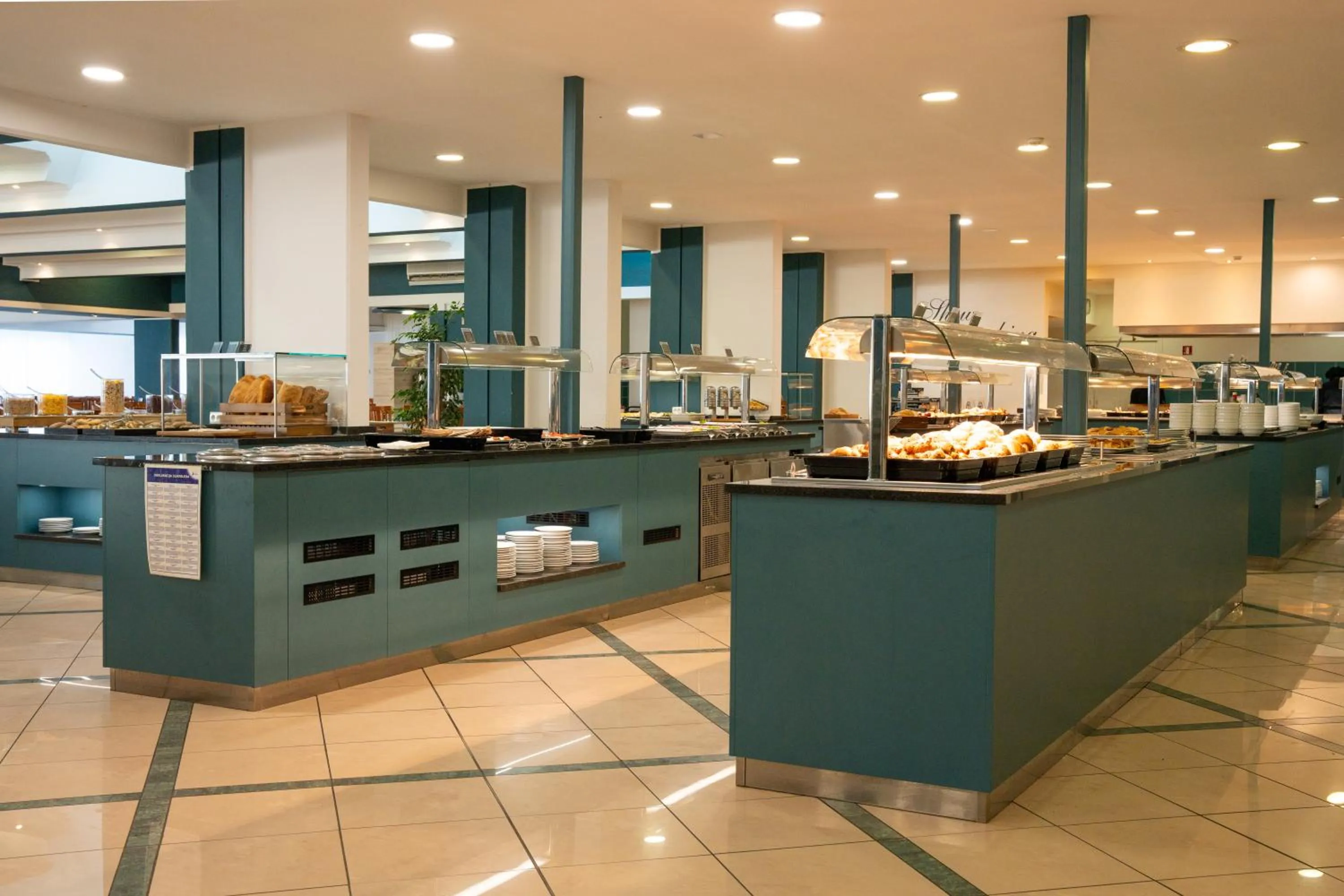 Restaurant/places to eat in MASLINICA Hedera Hotel