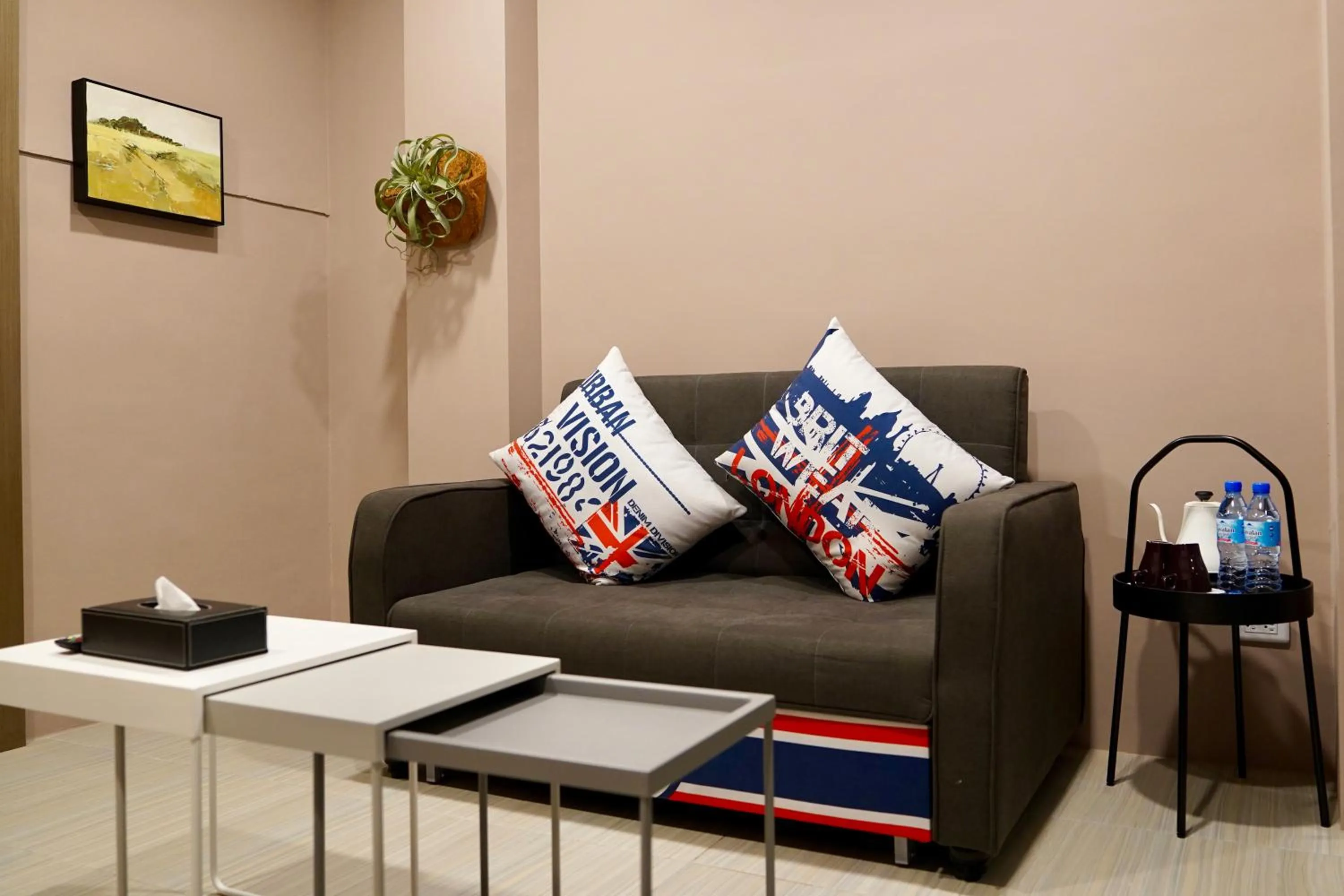 Living room in MTNY Hotel