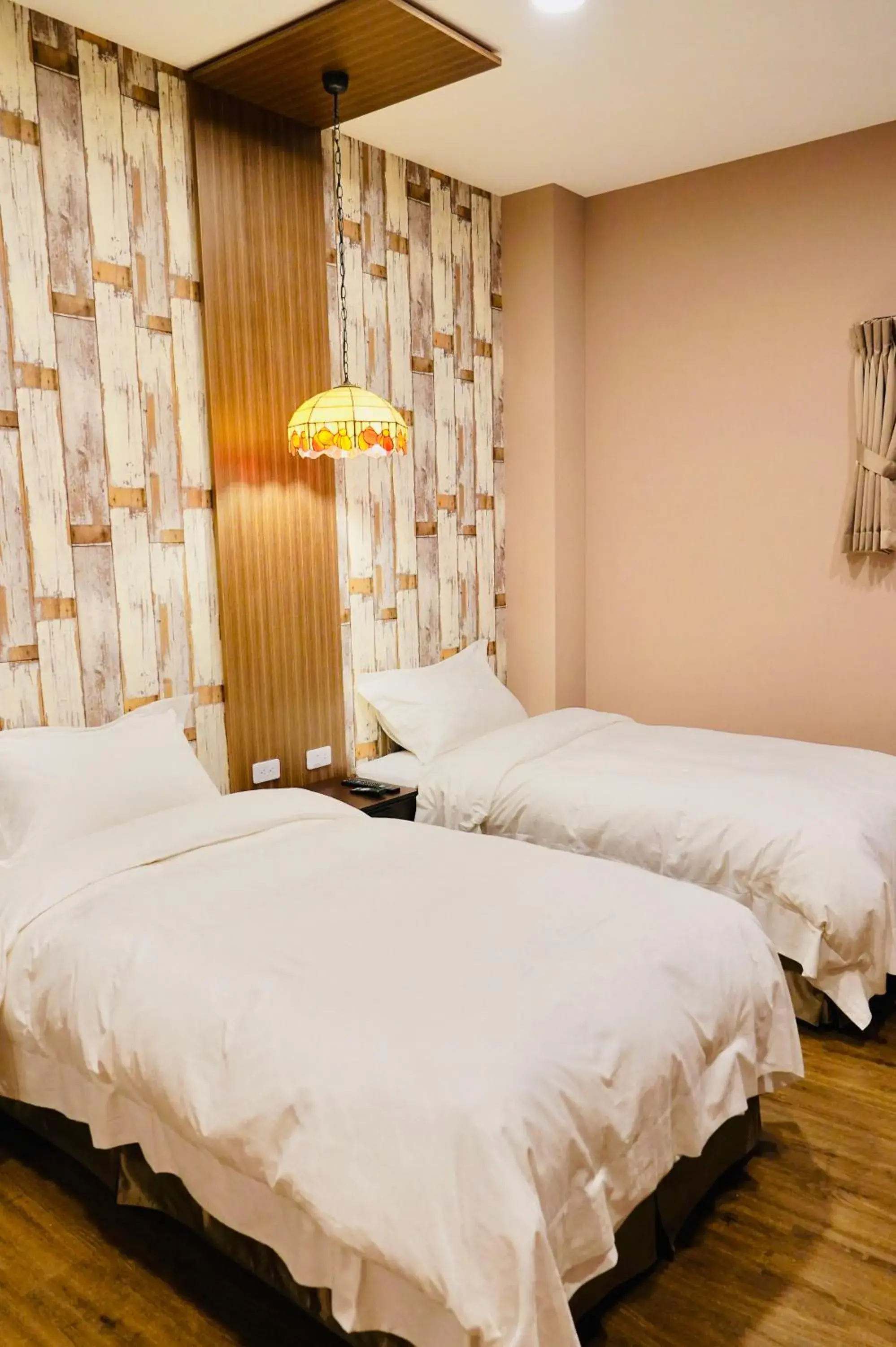 Standard Twin Room in MTNY Hotel Standard Twin Room in MTNY Hotel