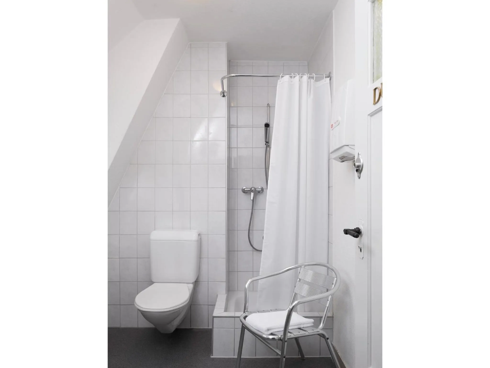 Toilet in Hotel Marthahaus