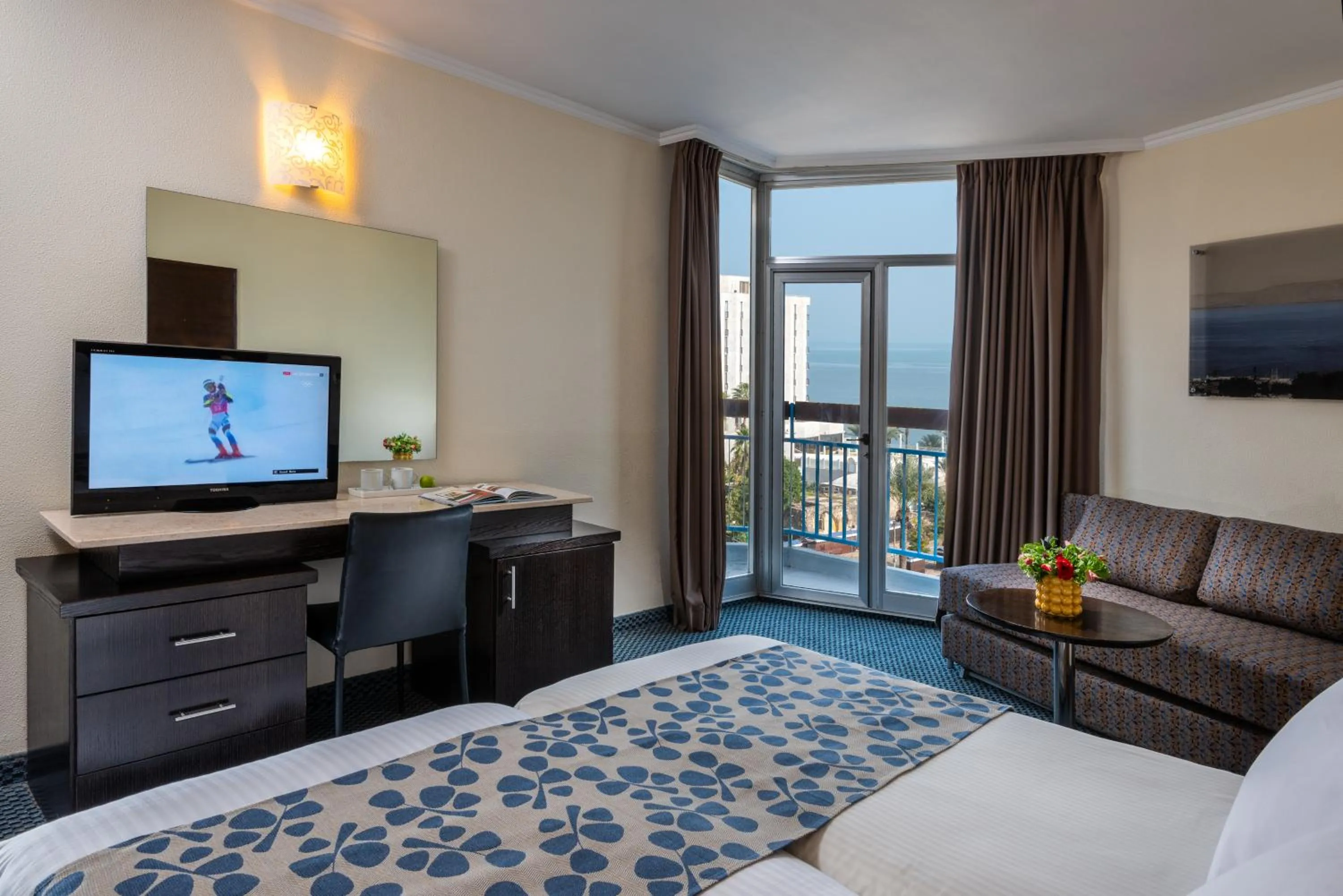 Balcony/Terrace, Bed in Leonardo Club Tiberias - All Inclusive