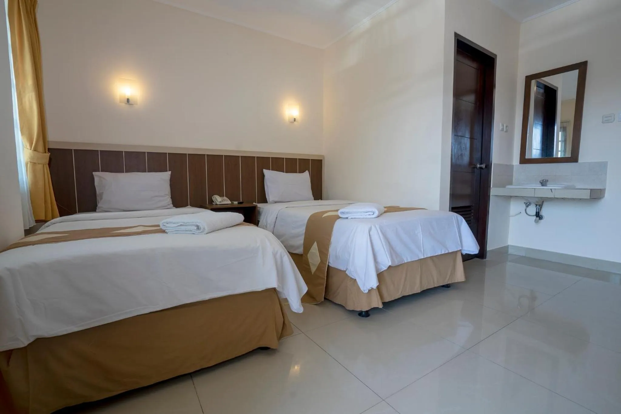 Bed in Dago's Hill Hotel