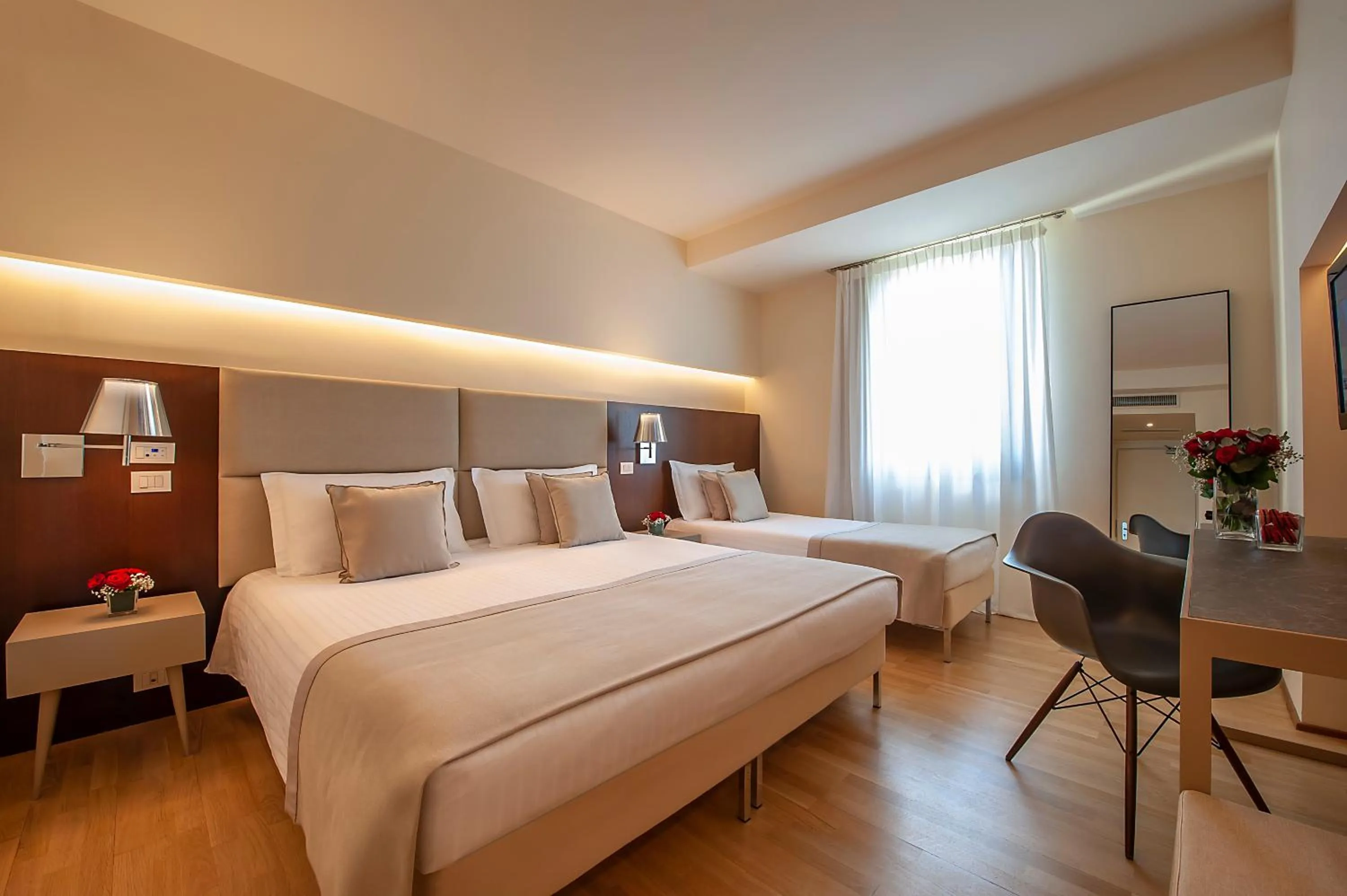 Photo of the whole room in La Reggia Sporting Center Hotel