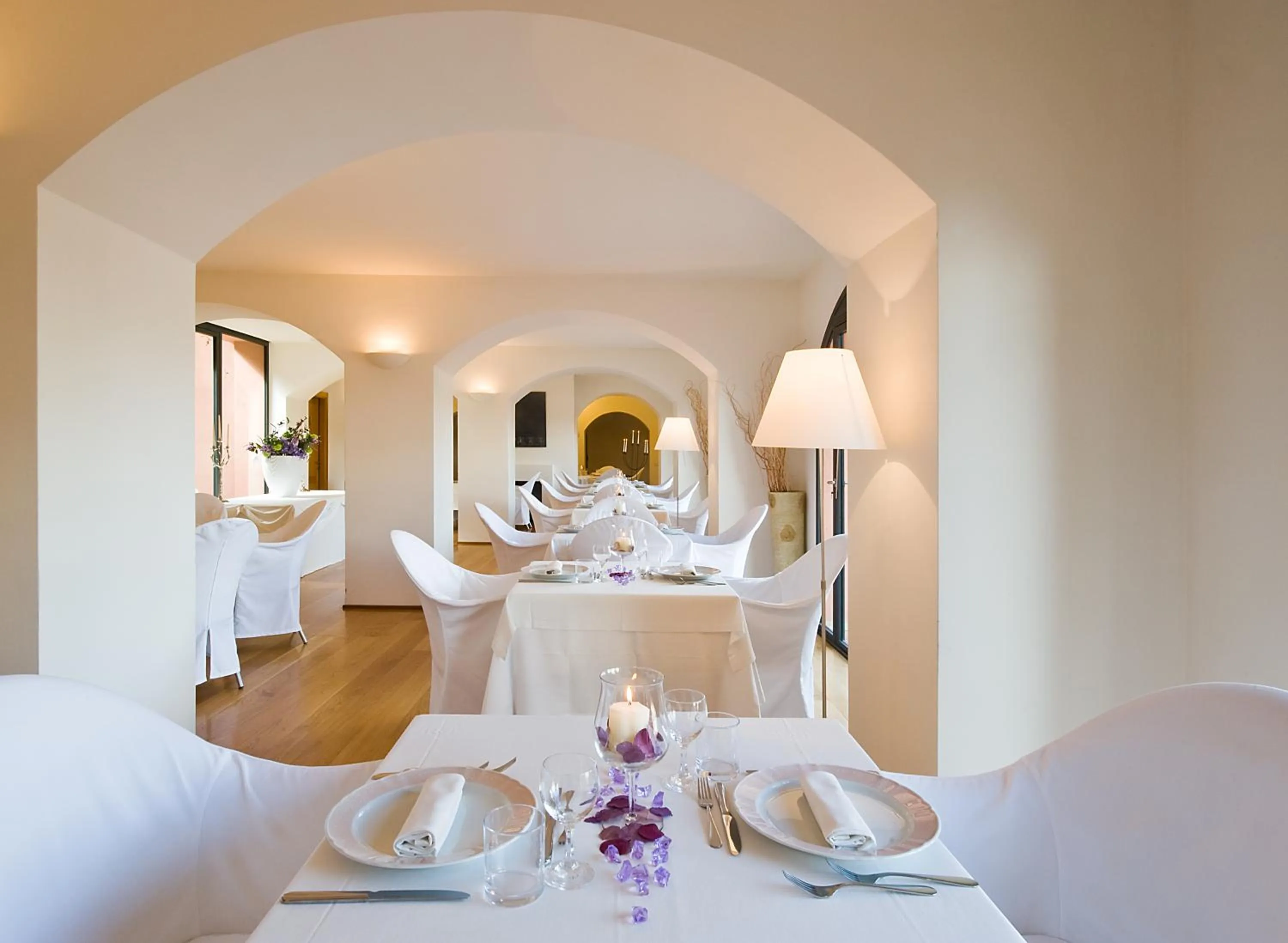 Restaurant/places to eat in La Reggia Sporting Center Hotel