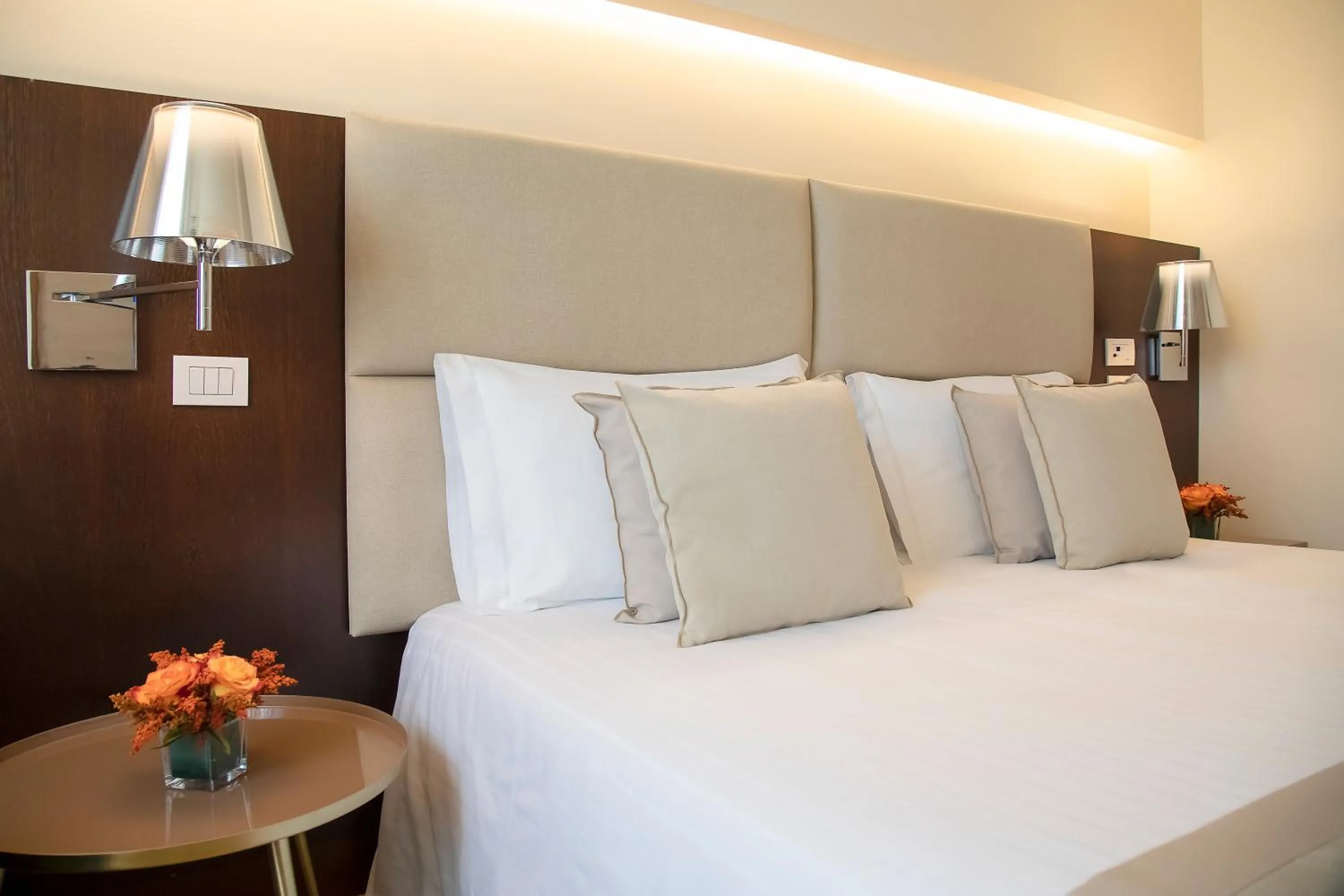 Bed in La Reggia Sporting Center Hotel