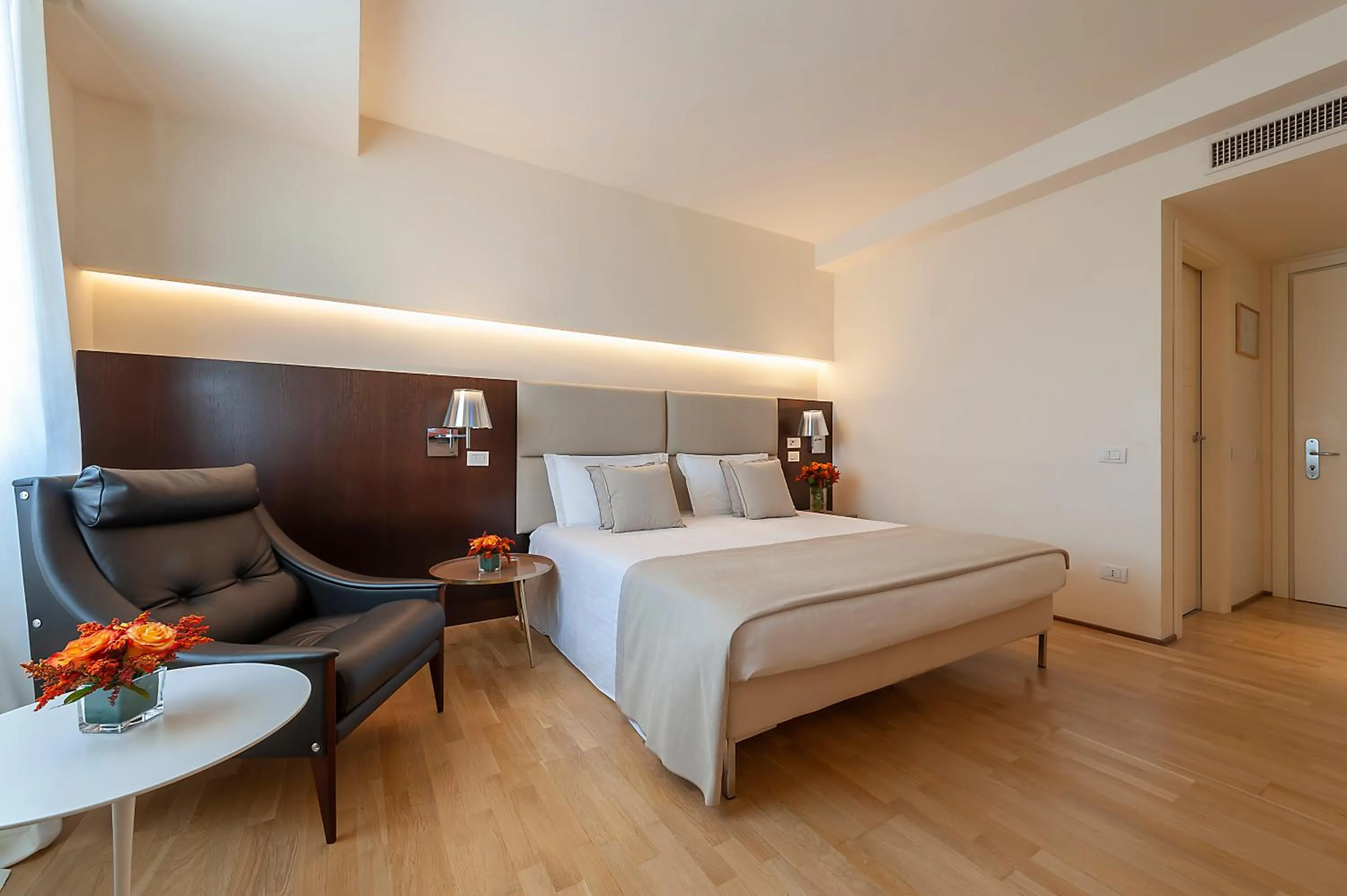 Bed in La Reggia Sporting Center Hotel